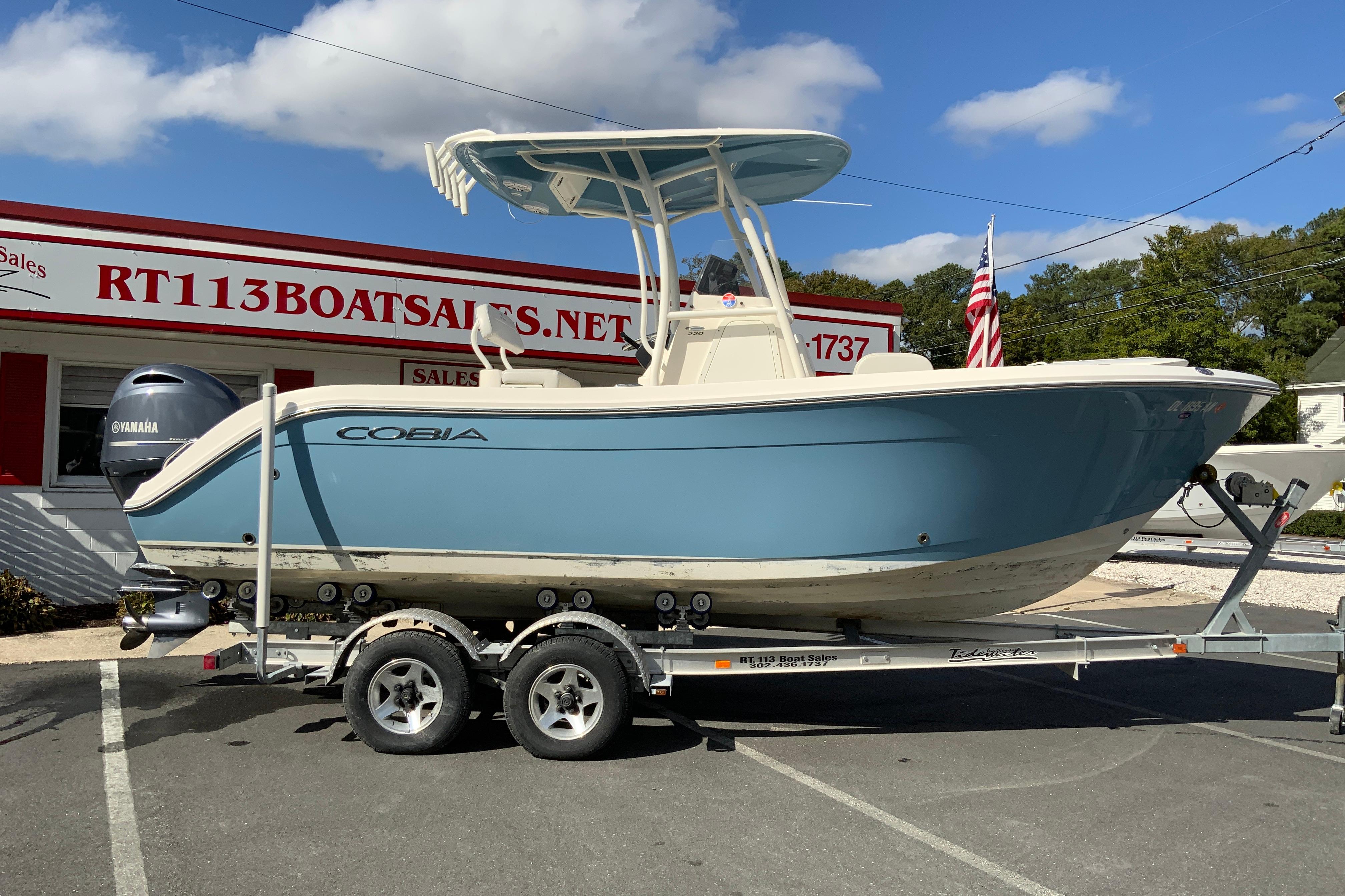 2021 Cobia 220 Center Console-1