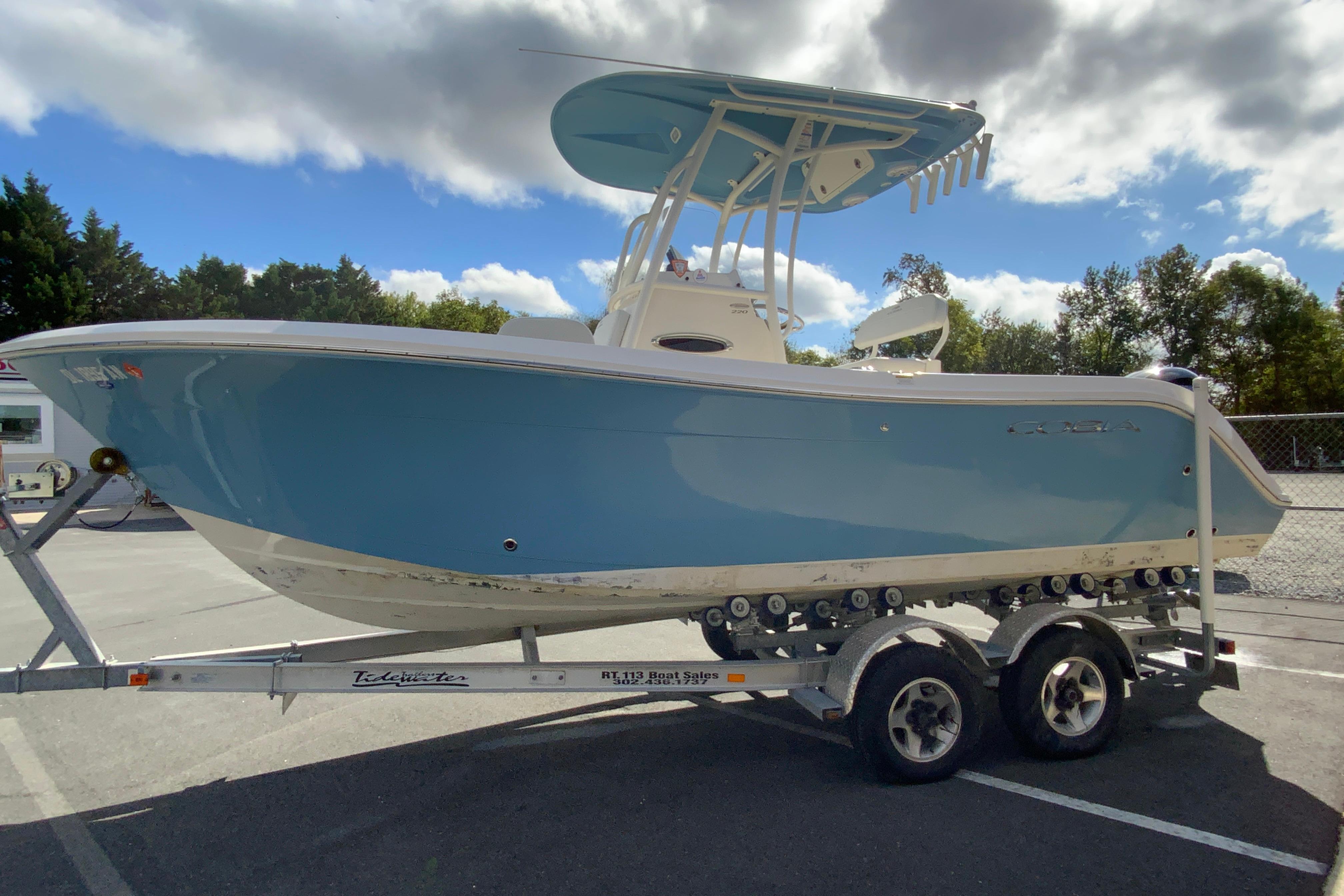 2021 Cobia 220 Center Console-6