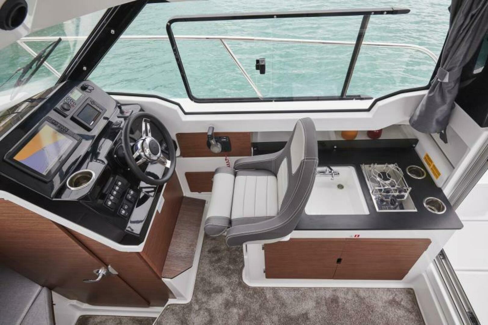 2025 Jeanneau NC 795 SPORT S2-8