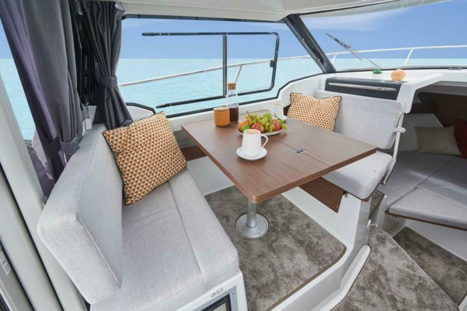 2025 Jeanneau NC 795 SPORT S2-10
