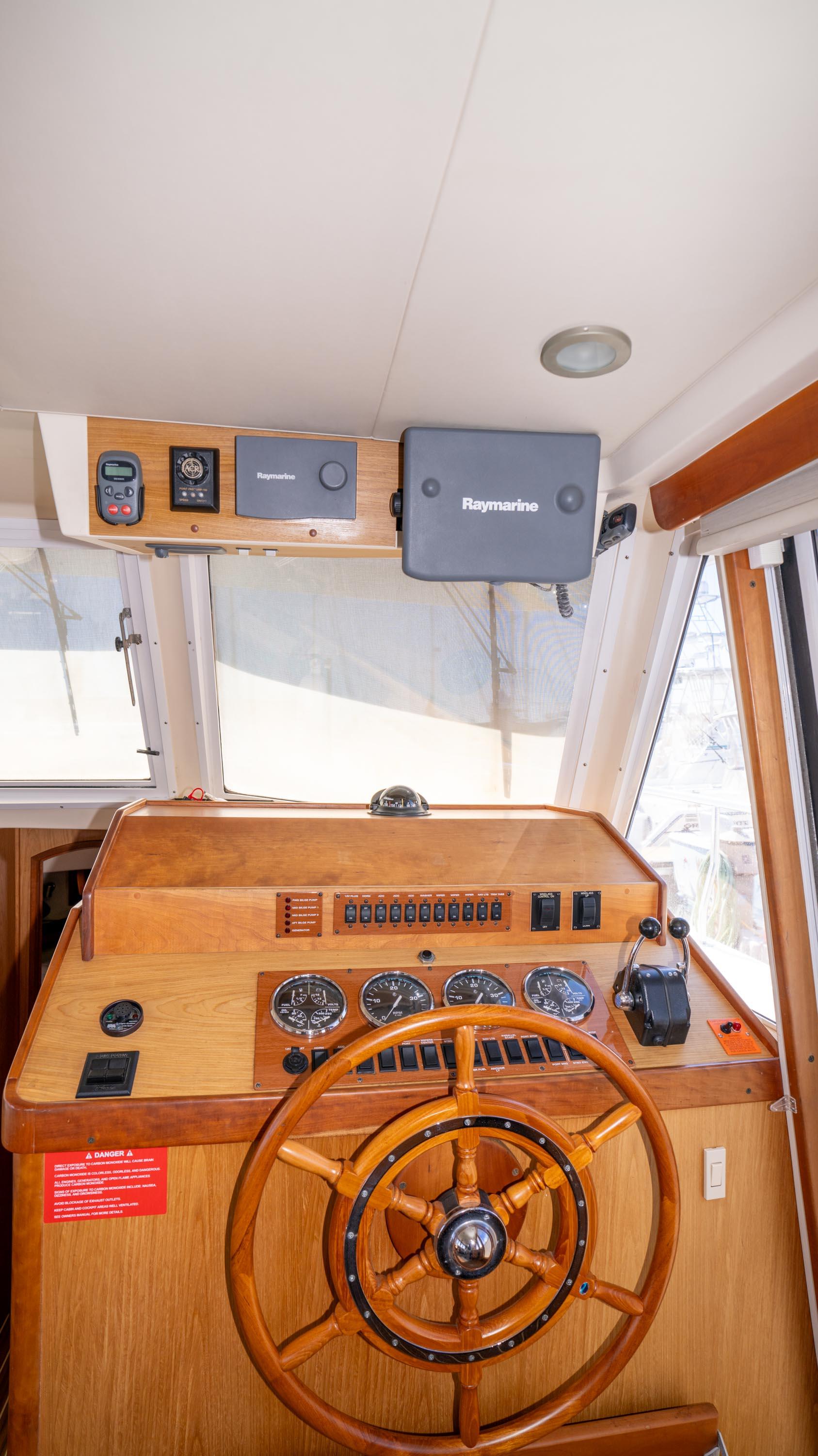 2005-mainship-43-trawler-aft-cabin-power-9724051-20250412182409466-1_XLARGE