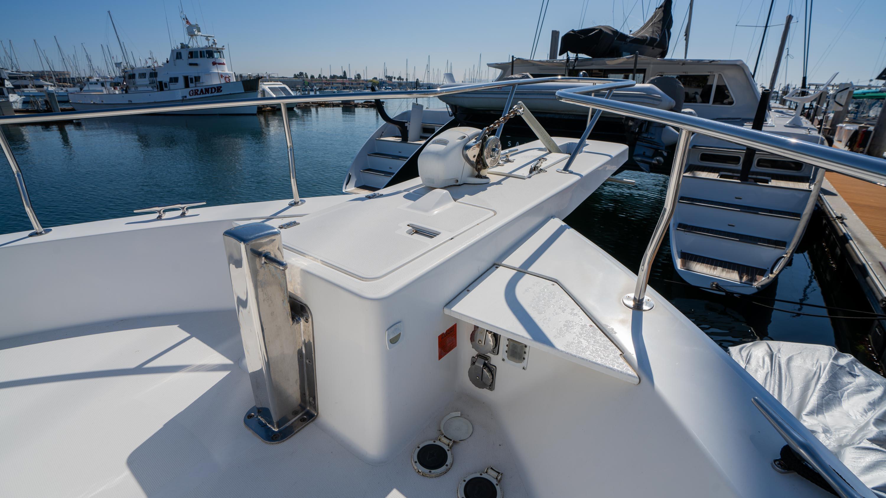 2005-mainship-43-trawler-aft-cabin-power-9724051-20250412182455129-1_XLARGE