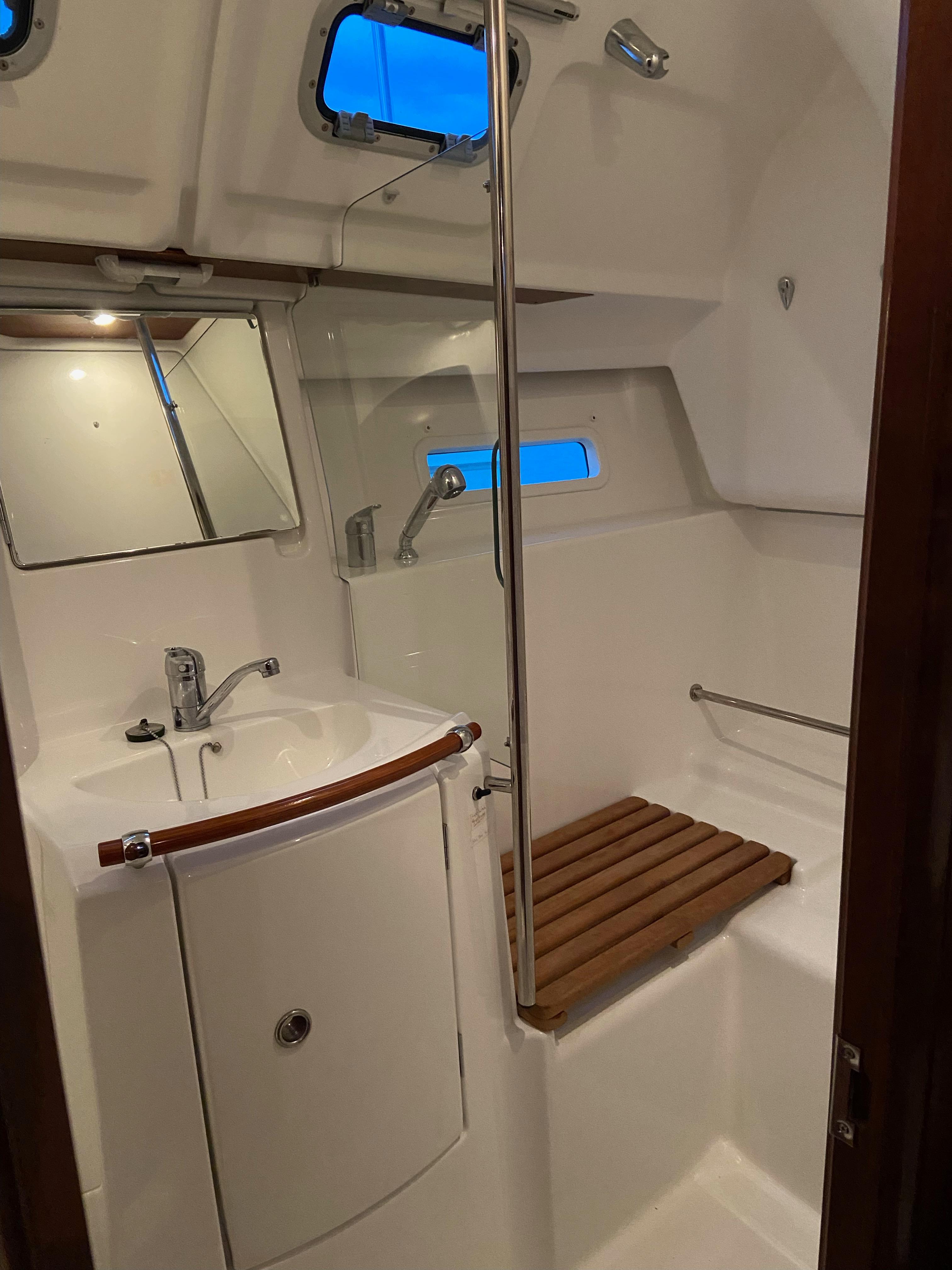 Yacht Photos Pics