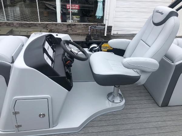 2021 Bentley boat for sale, model of the boat is Elite 253 Admiral & Image # 21 of 35