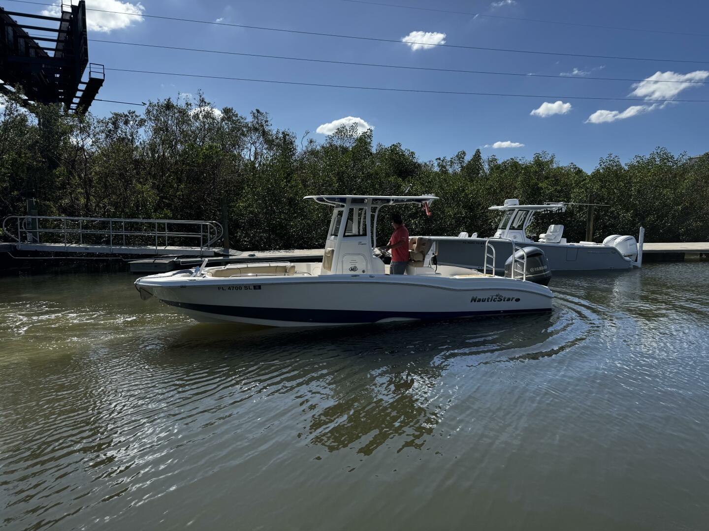2019 Nauticstar 251 Hybrid-2