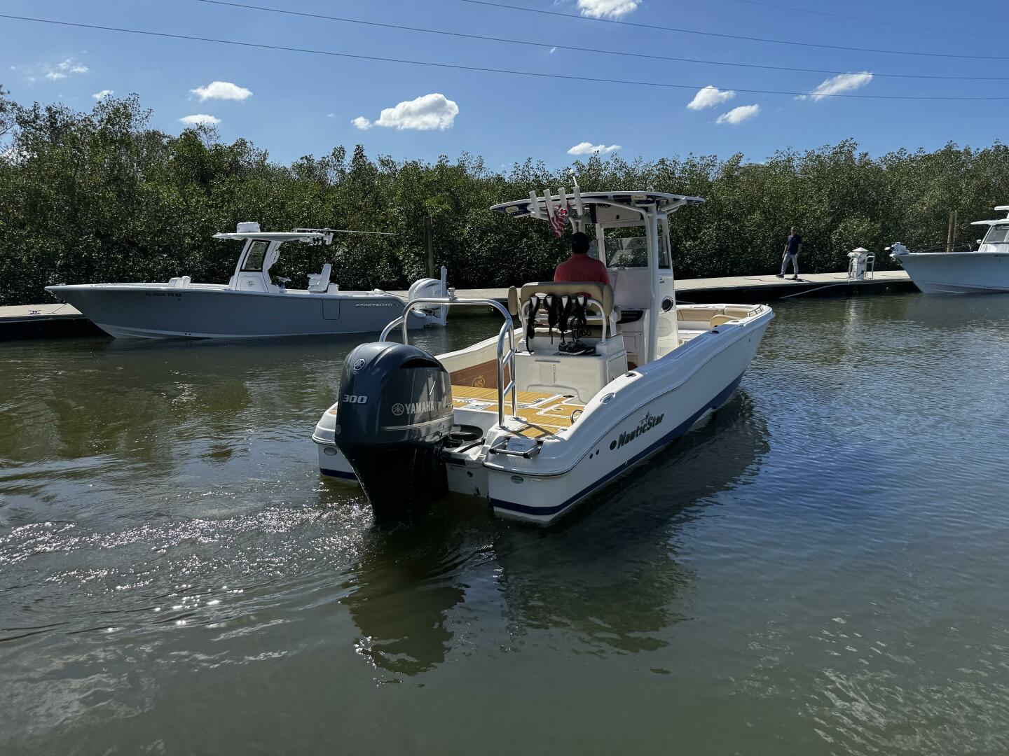 2019 Nauticstar 251 Hybrid-6