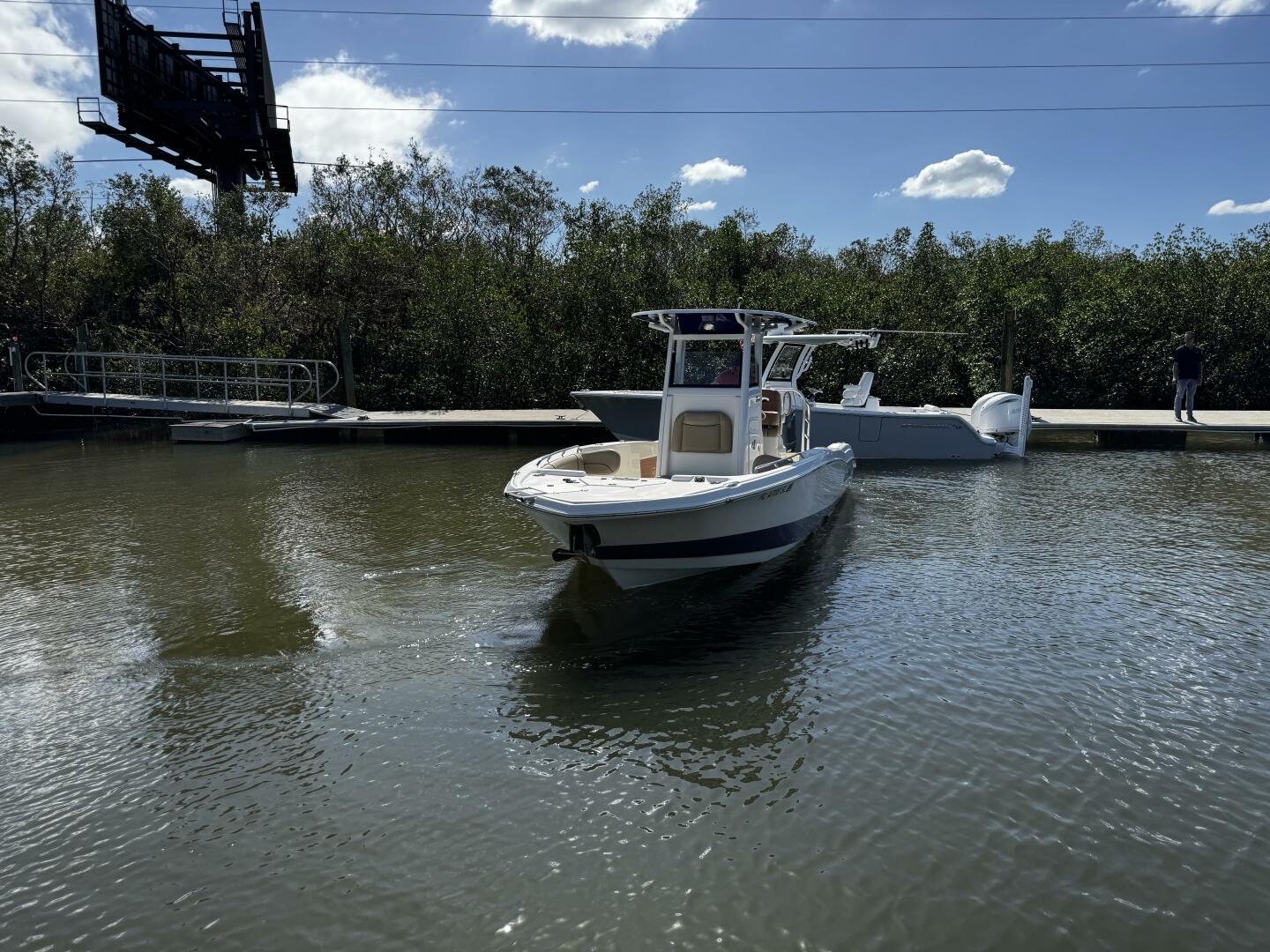 2019 Nauticstar 251 Hybrid-12