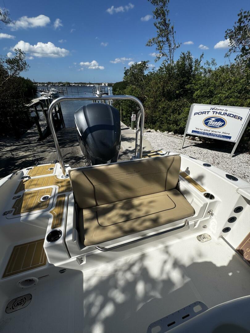 2019 Nauticstar 251 Hybrid-22