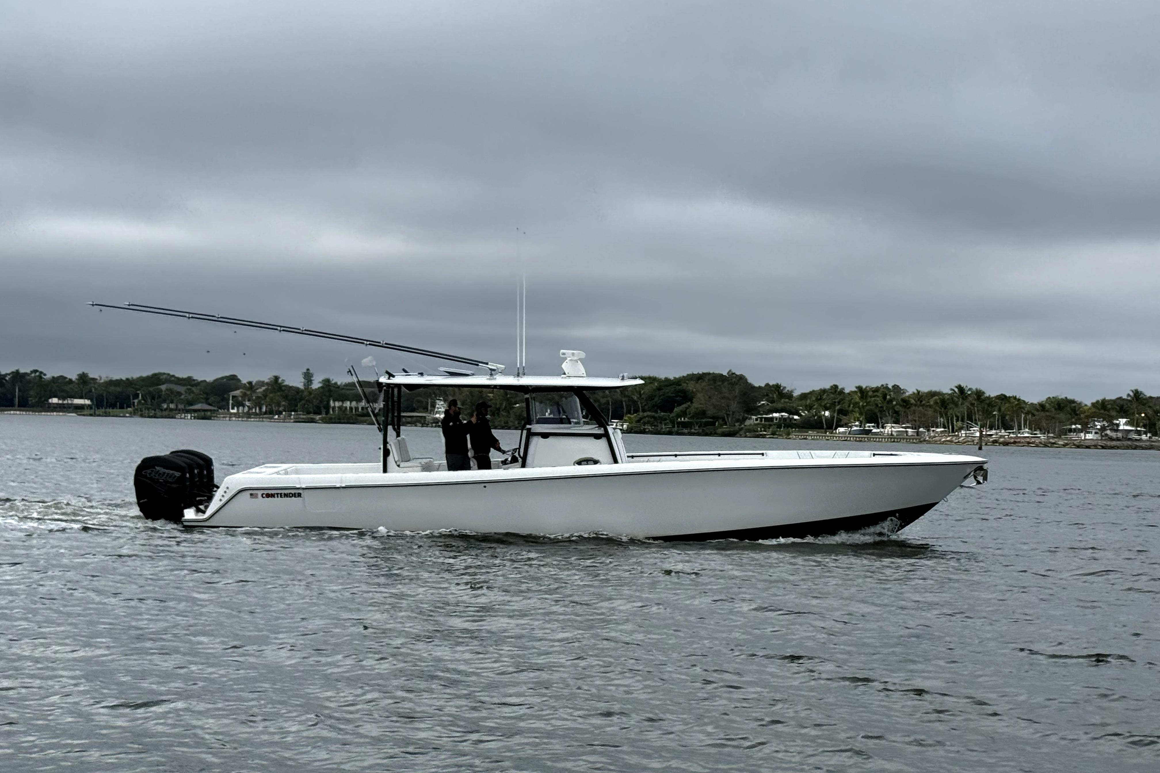 2020 Contender 44 ST