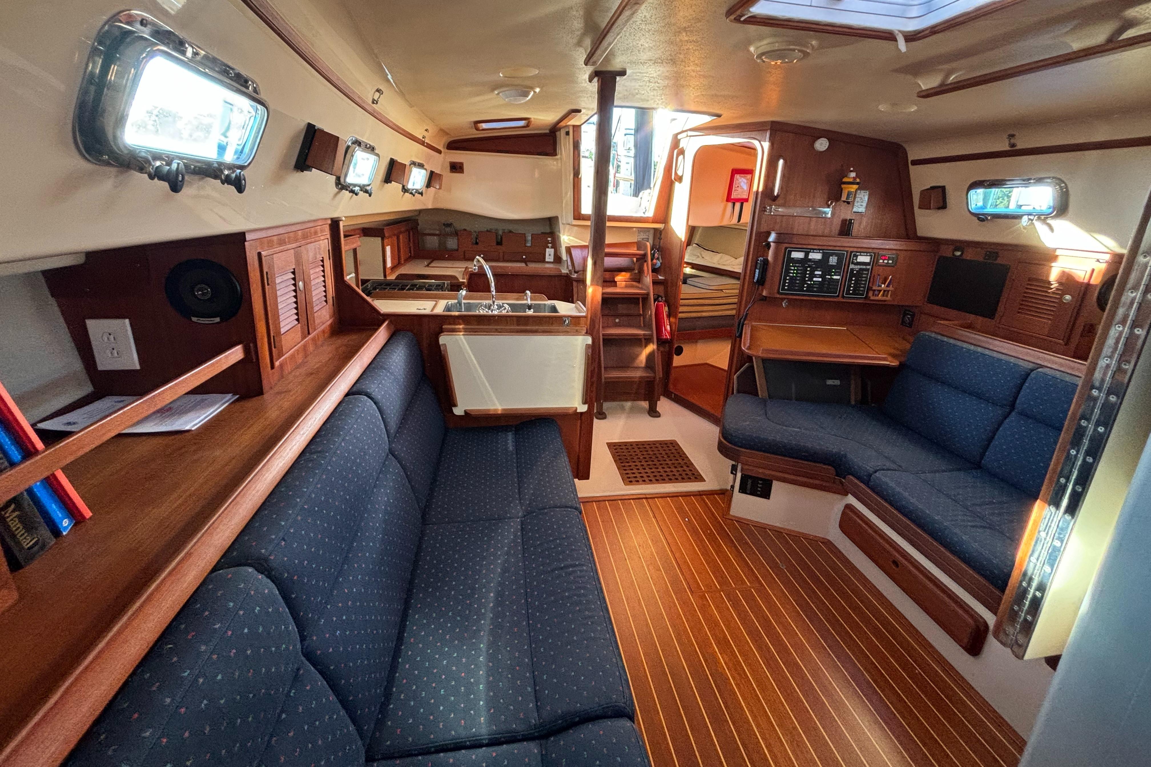 Newport RI Yacht Brokerage