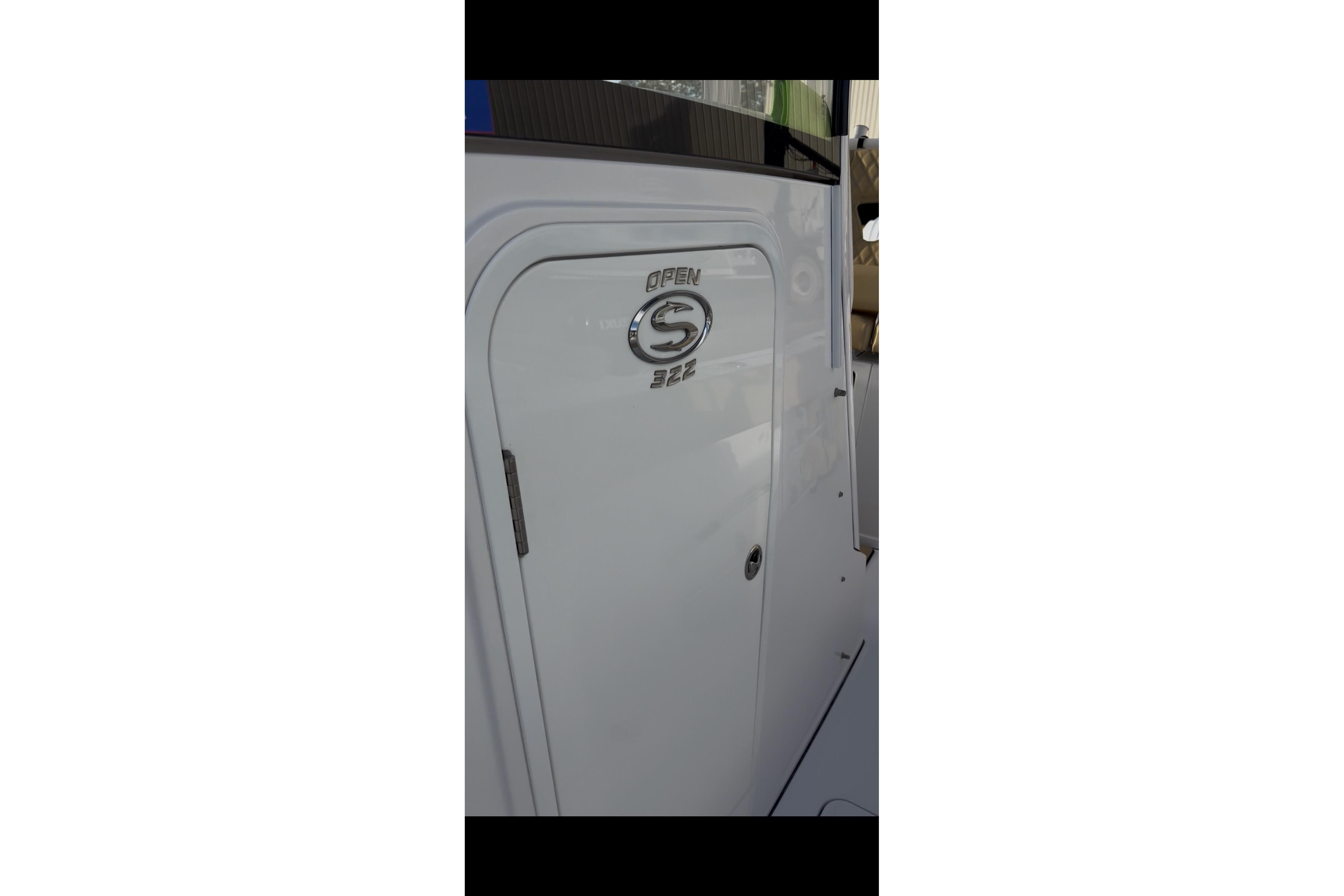 2023 Sportsman Open 322 Center Console-37