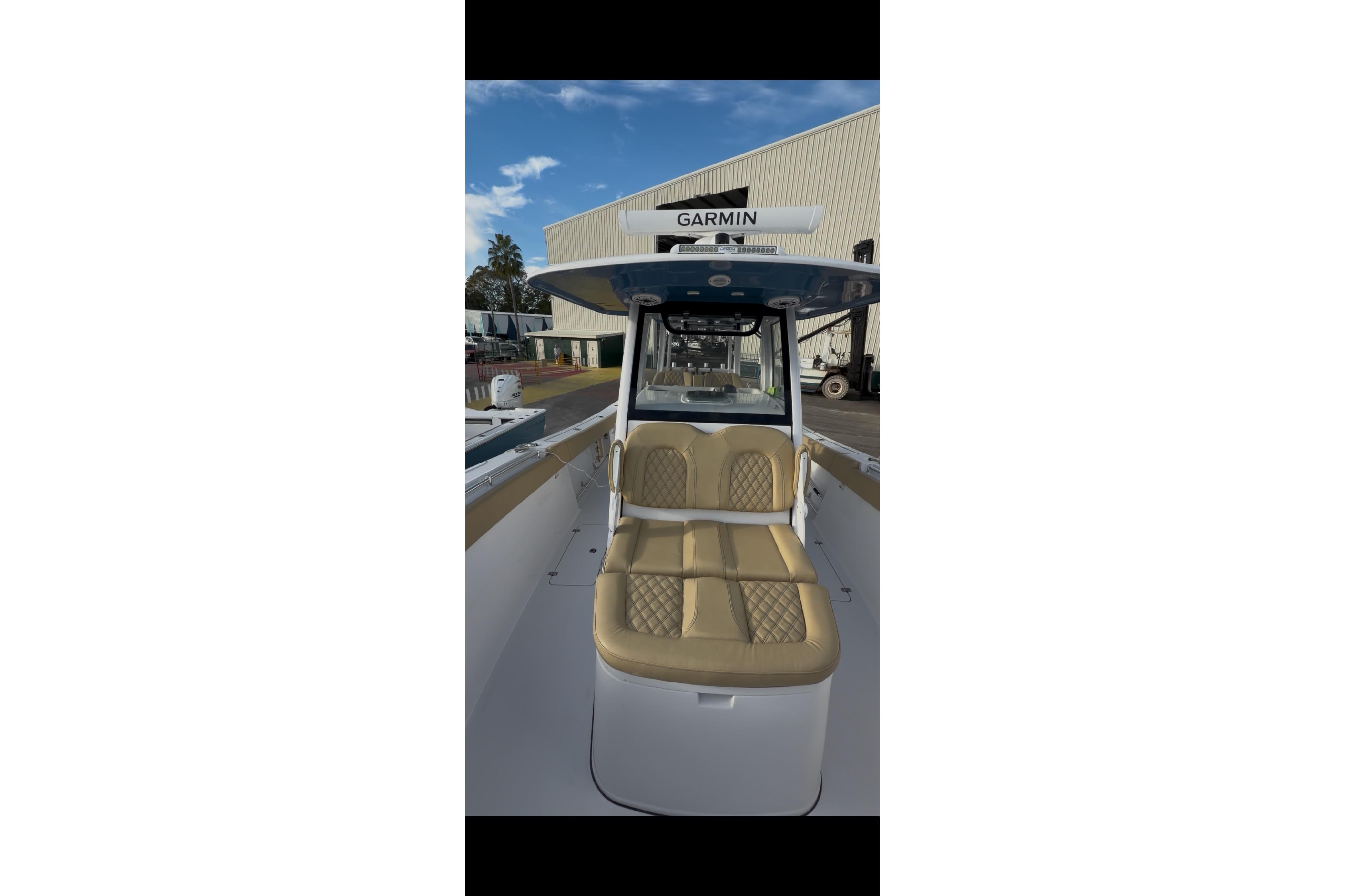 2023 Sportsman Open 322 Center Console-38