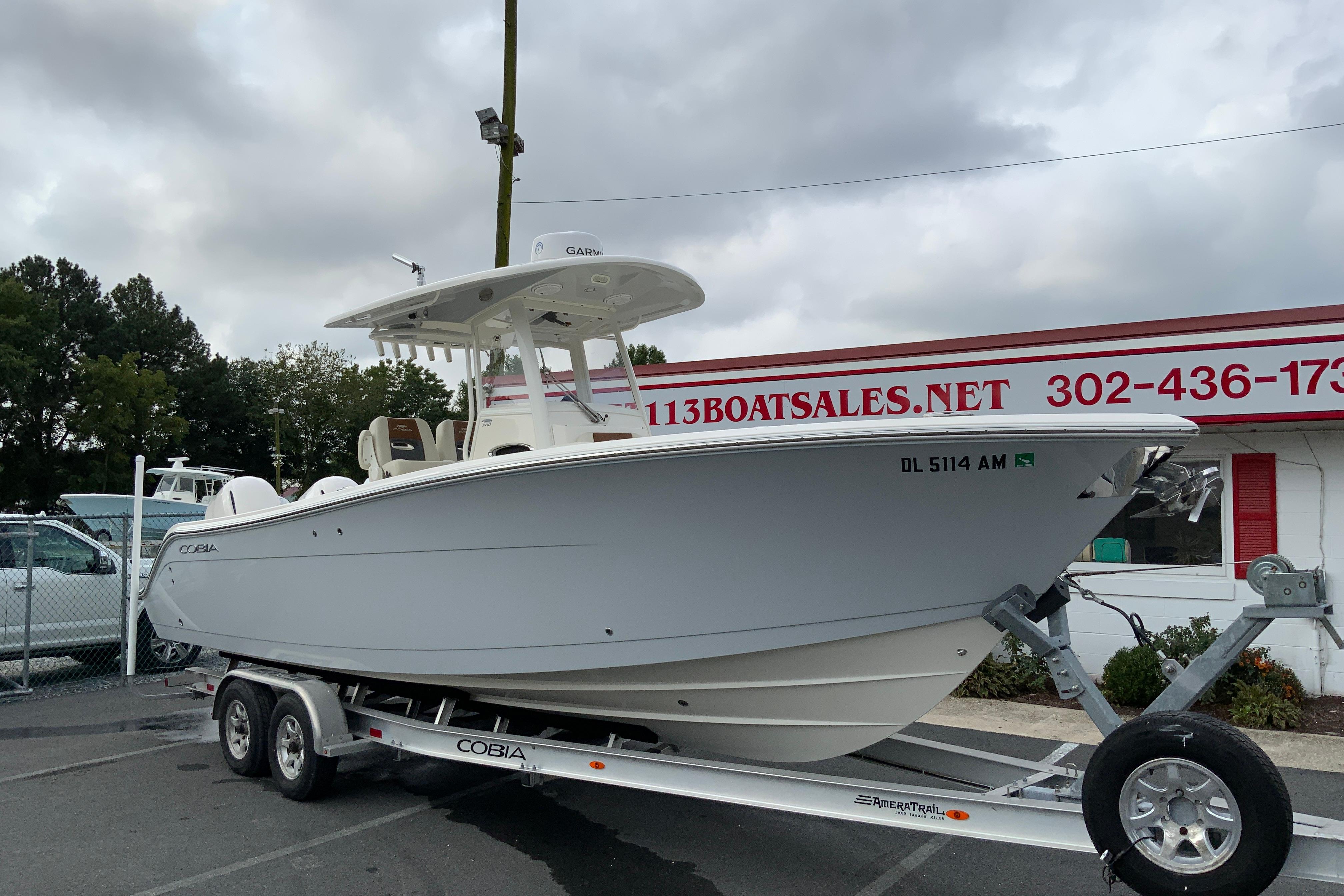 2019 Cobia 280 Center Console-3