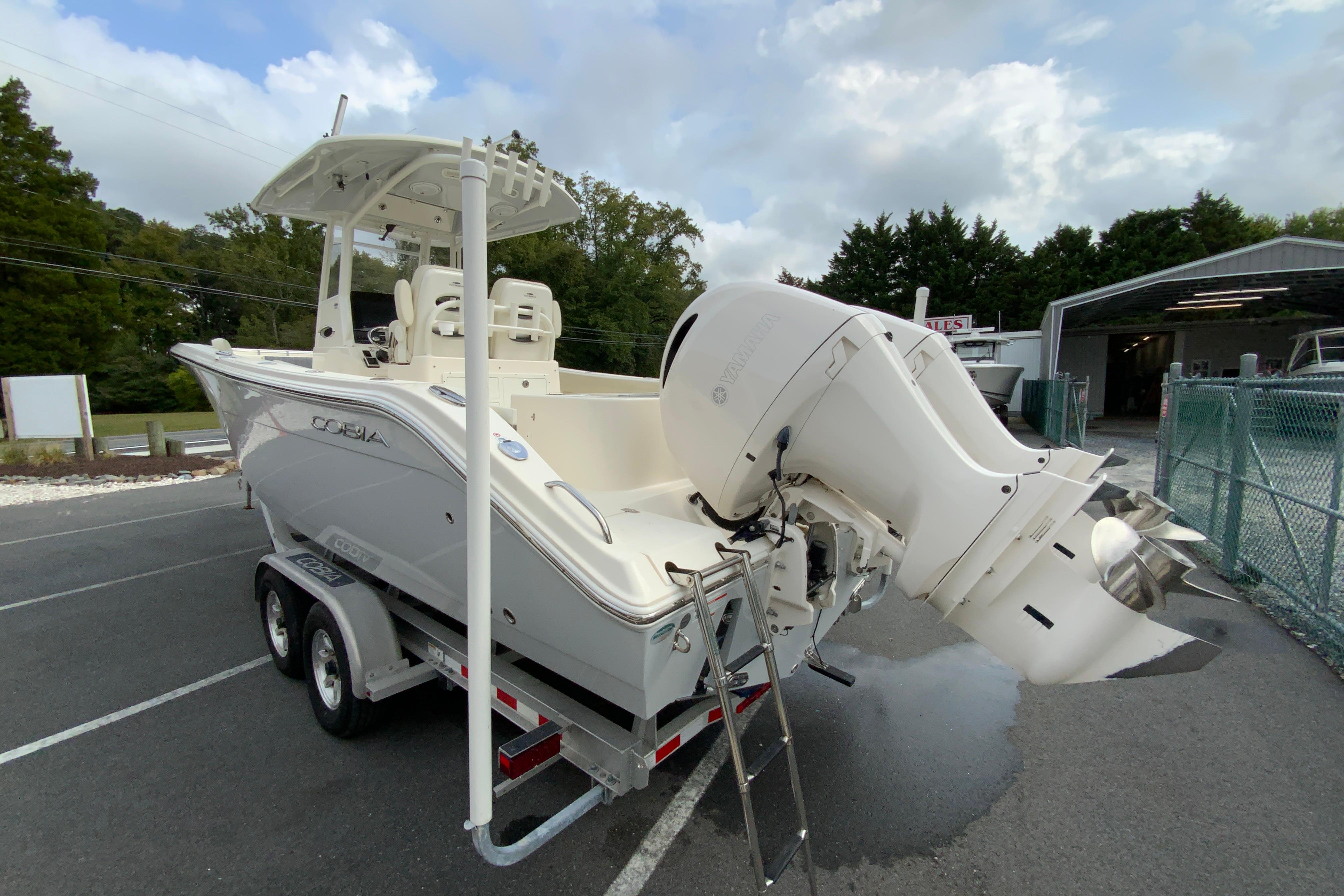 2019 Cobia 280 Center Console-9