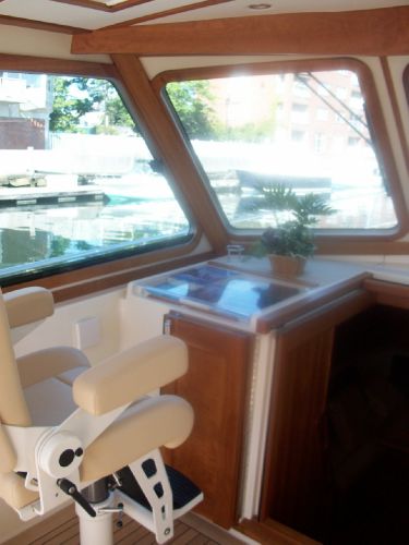Mates Stidd Seat and Chart Table