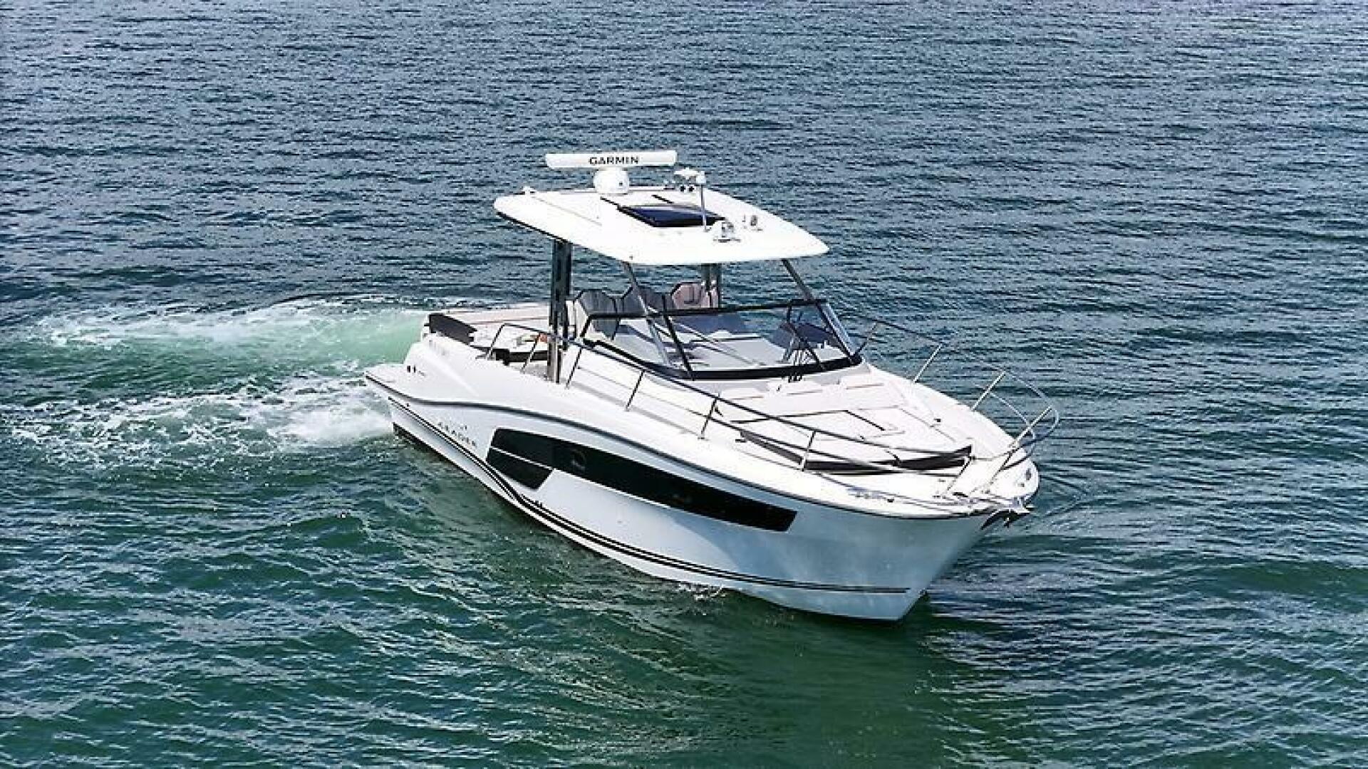 2021 Jeanneau 10.5 WALK-5