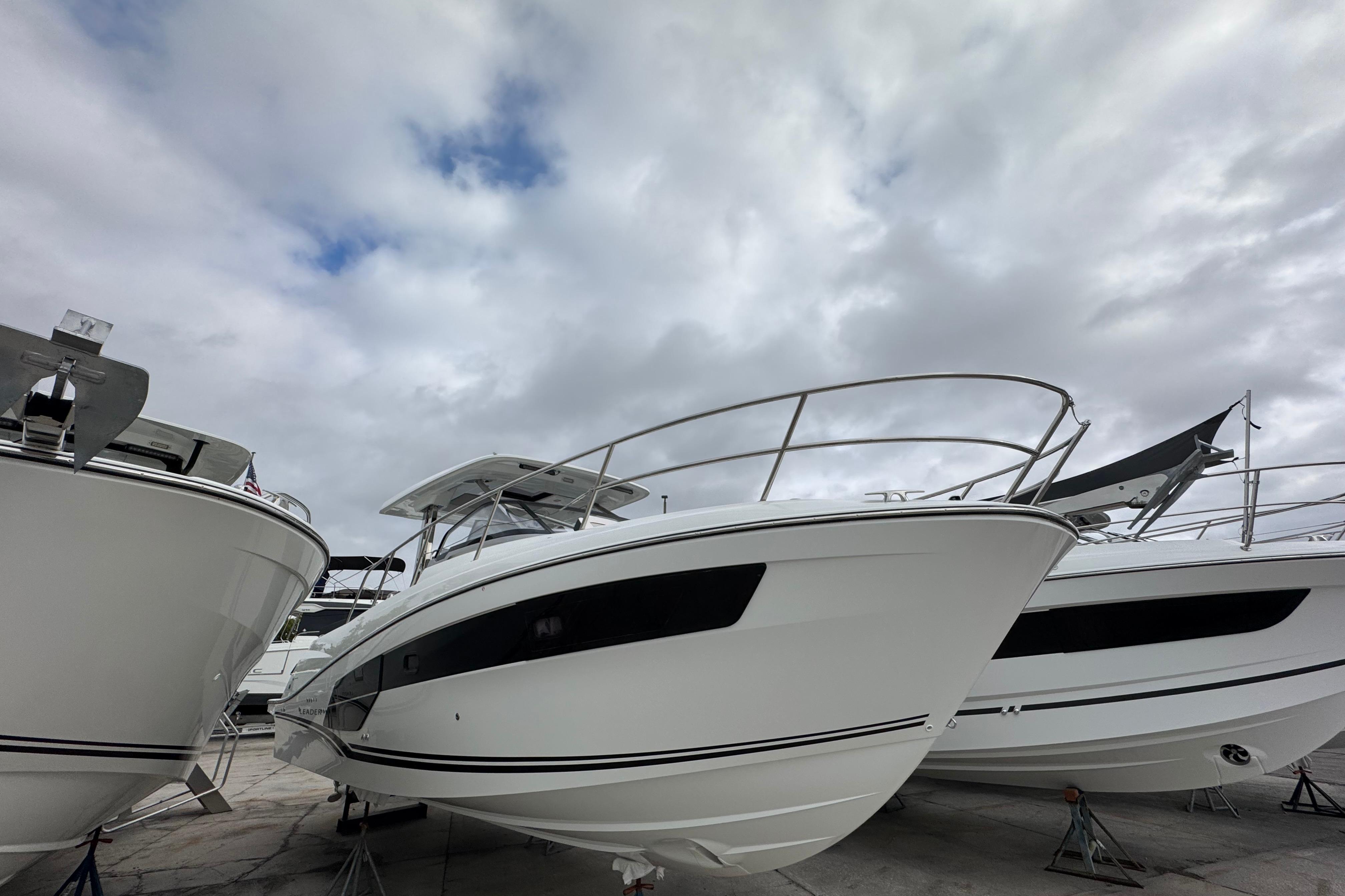 2025 Jeanneau Leader 10.5 WA Series 2