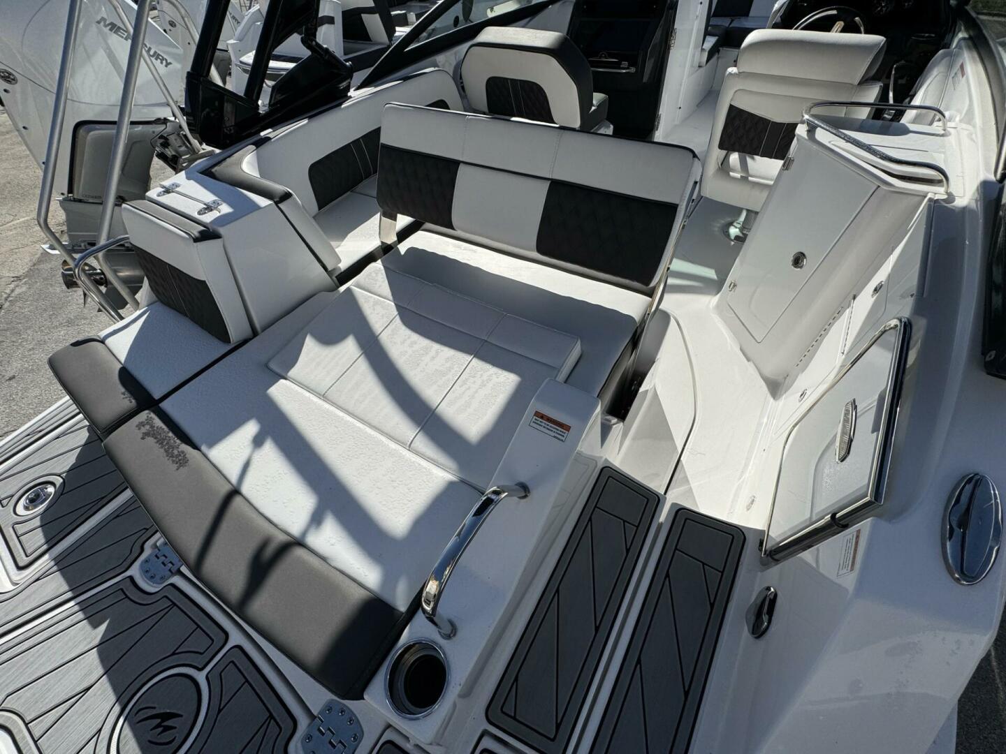 2025 Monterey M-45-8