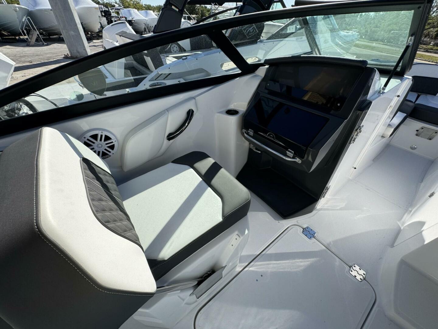 2025 Monterey M-45-16