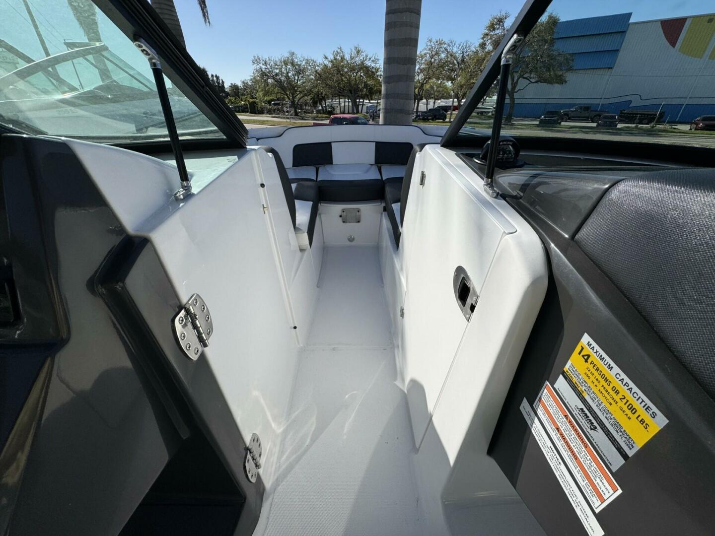 2025 Monterey M-45-17