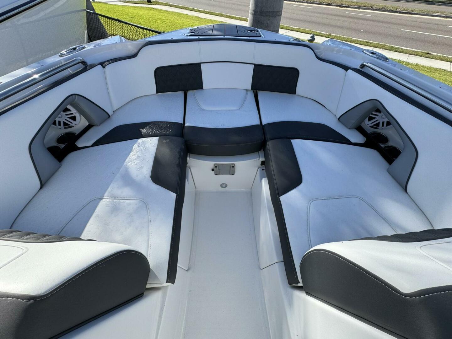2025 Monterey M-45-18