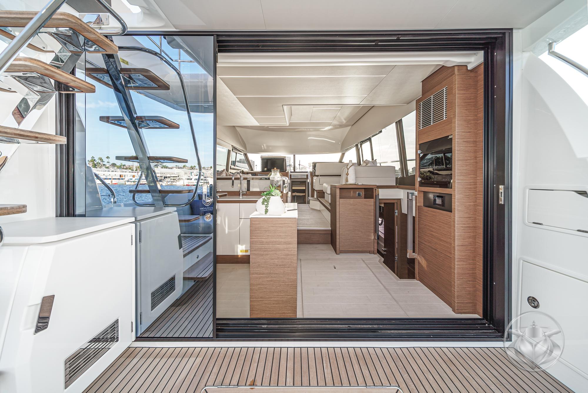 2025 Prestige 520 Fly #PR350F inventory image at Sun Country Marine Group, San Diego Marriott Marquis 2025 Prestige 520 Fly #PR350F inventory image at Sun Country Marine Group, San Diego Marriott Marquis