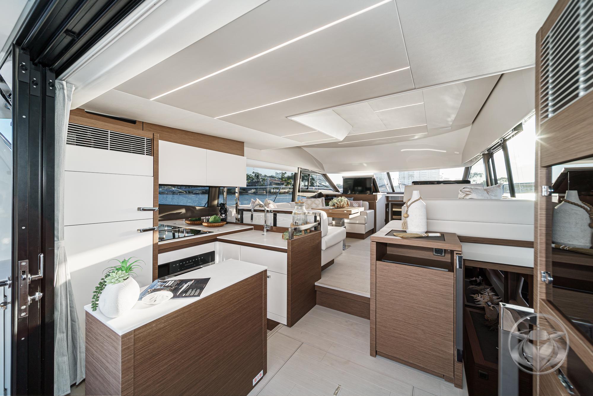 2025 Prestige 520 Fly #PR350F inventory image at Sun Country Marine Group, San Diego Marriott Marquis 2025 Prestige 520 Fly #PR350F inventory image at Sun Country Marine Group, San Diego Marriott Marquis