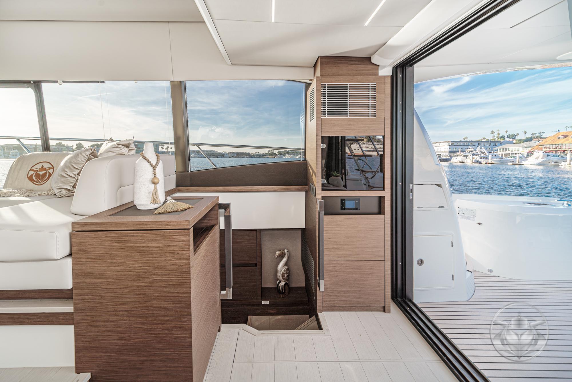2025 Prestige 520 Fly #PR350F inventory image at Sun Country Marine Group, San Diego Marriott Marquis 2025 Prestige 520 Fly #PR350F inventory image at Sun Country Marine Group, San Diego Marriott Marquis