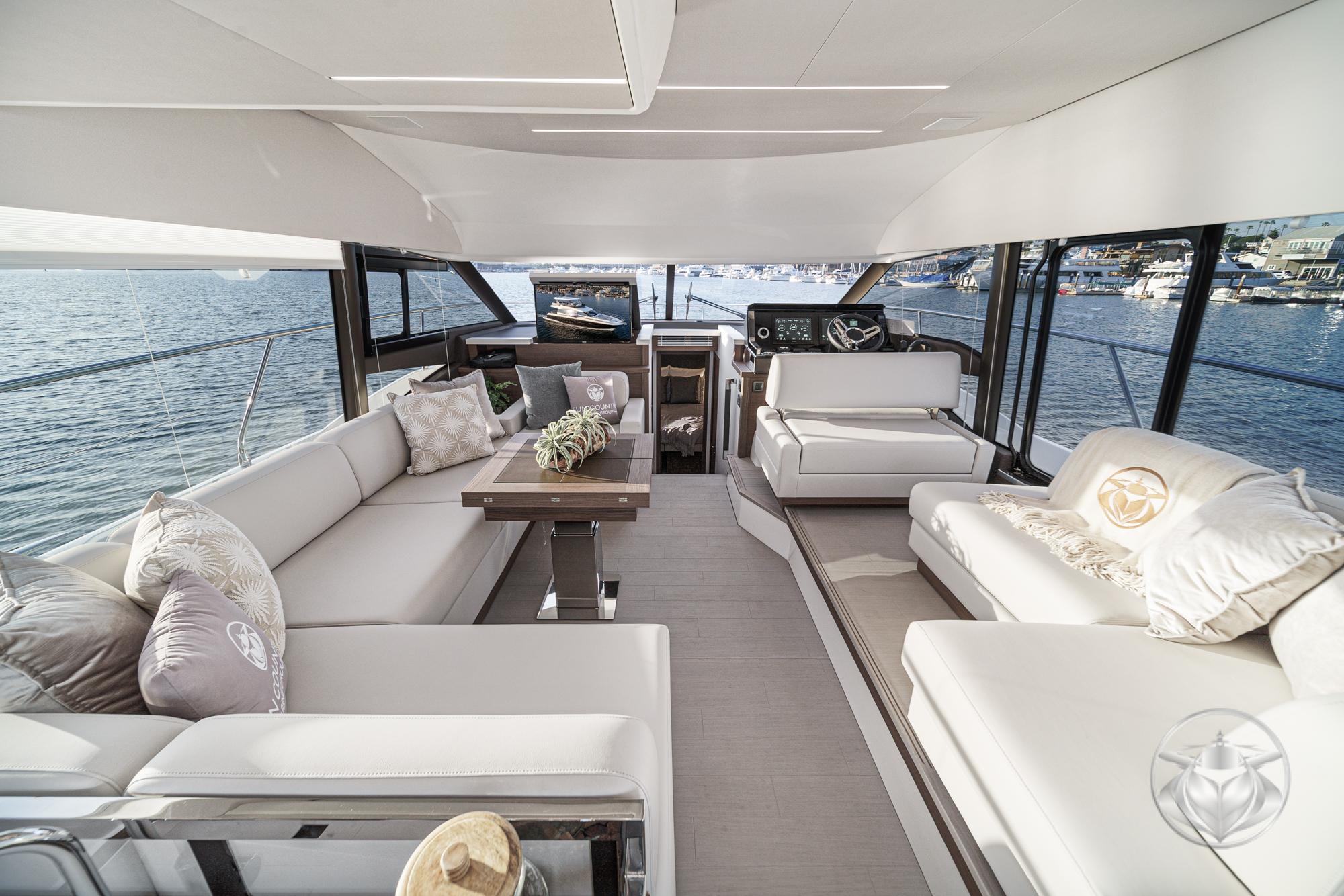 2025 Prestige 520 Fly #PR350F inventory image at Sun Country Marine Group, San Diego Marriott Marquis 2025 Prestige 520 Fly #PR350F inventory image at Sun Country Marine Group, San Diego Marriott Marquis