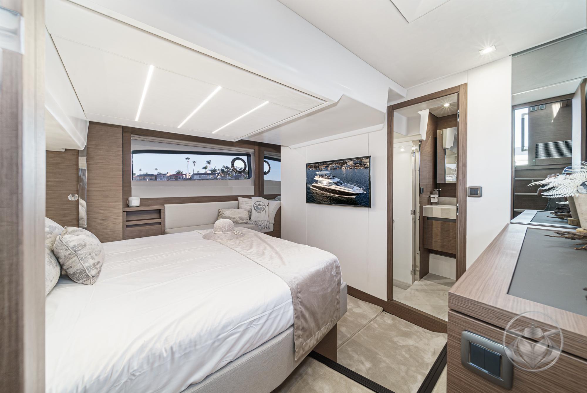2025 Prestige 520 Fly #PR350F inventory image at Sun Country Marine Group, San Diego Marriott Marquis 2025 Prestige 520 Fly #PR350F inventory image at Sun Country Marine Group, San Diego Marriott Marquis