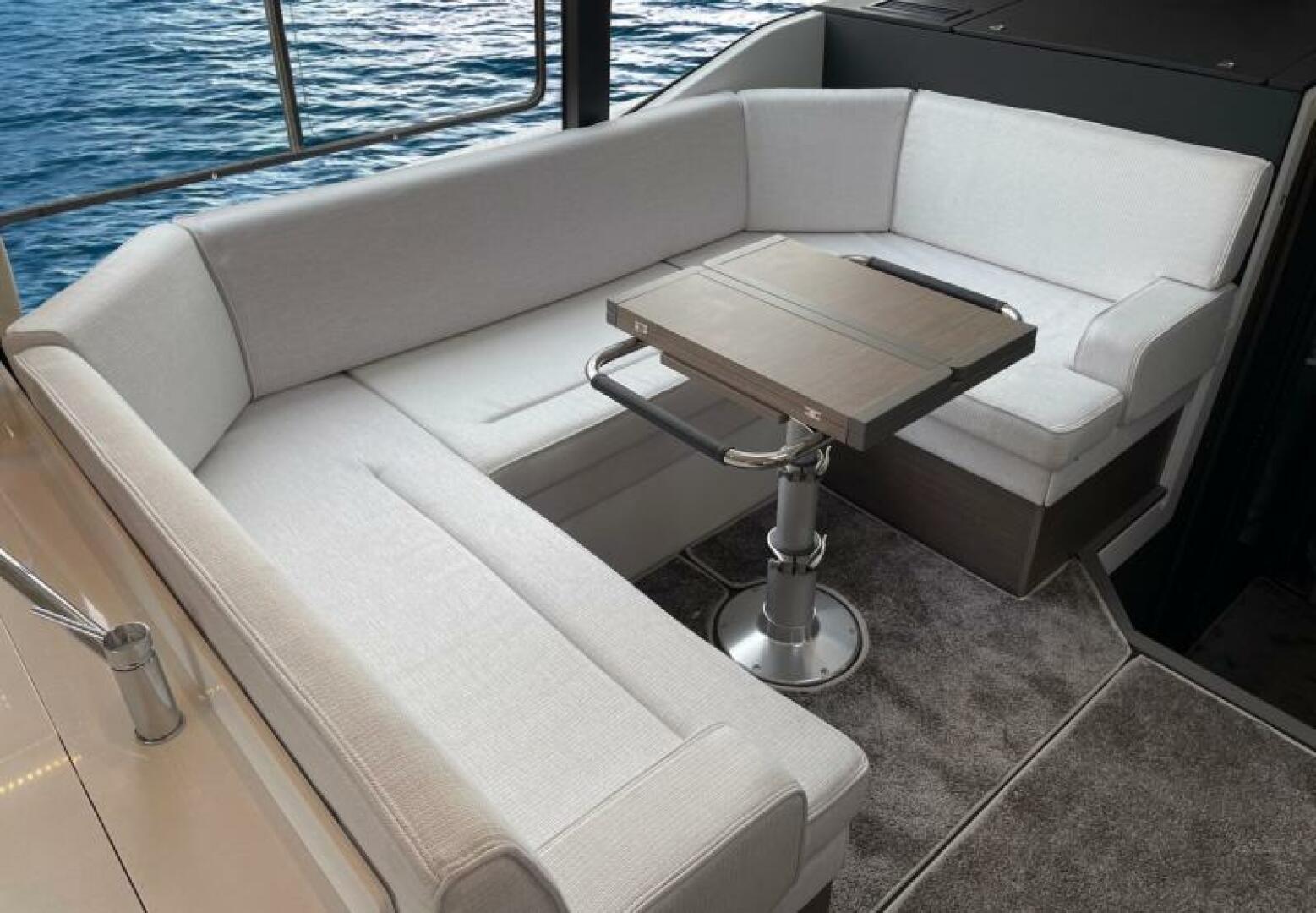 2024 Jeanneau NC1295 Fly-6
