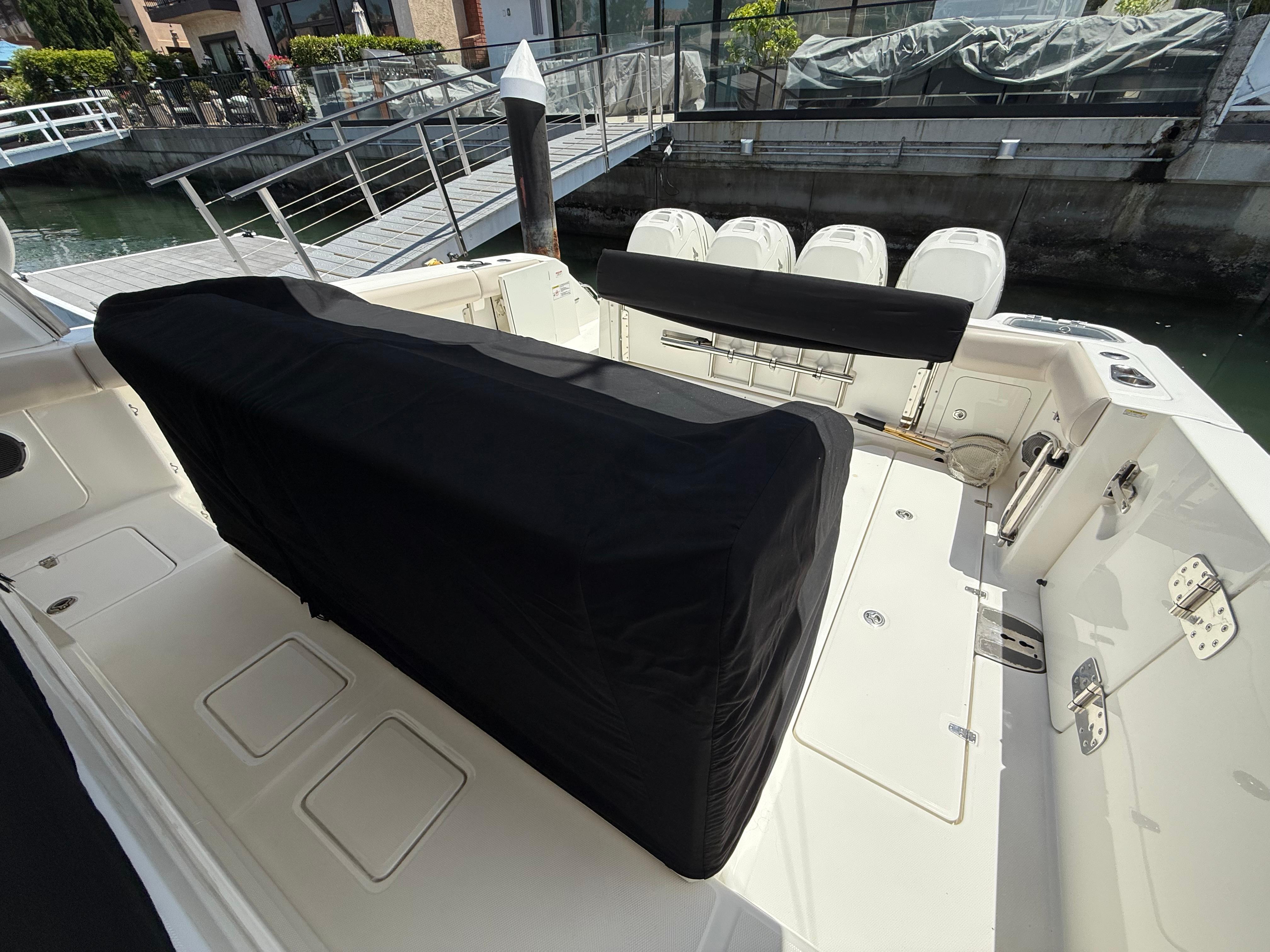 2019 Boston Whaler 420 Outrage #TBRL0118LLC inventory image at Sun Country Marine Group, Newport Beach 2019 Boston Whaler 420 Outrage #TBRL0118LLC inventory image at Sun Country Marine Group, Newport Beach