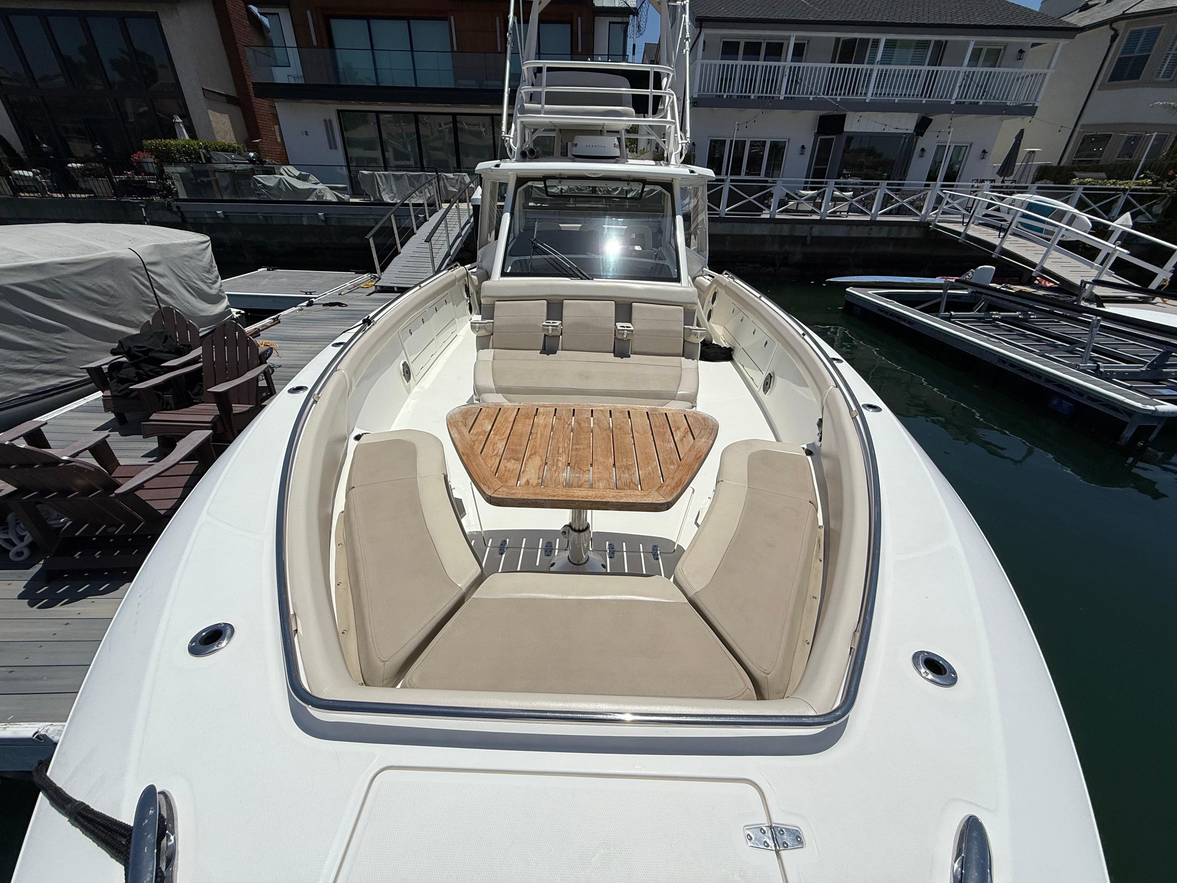 2019 Boston Whaler 420 Outrage #TBRL0118LLC inventory image at Sun Country Marine Group, Newport Beach 2019 Boston Whaler 420 Outrage #TBRL0118LLC inventory image at Sun Country Marine Group, Newport Beach