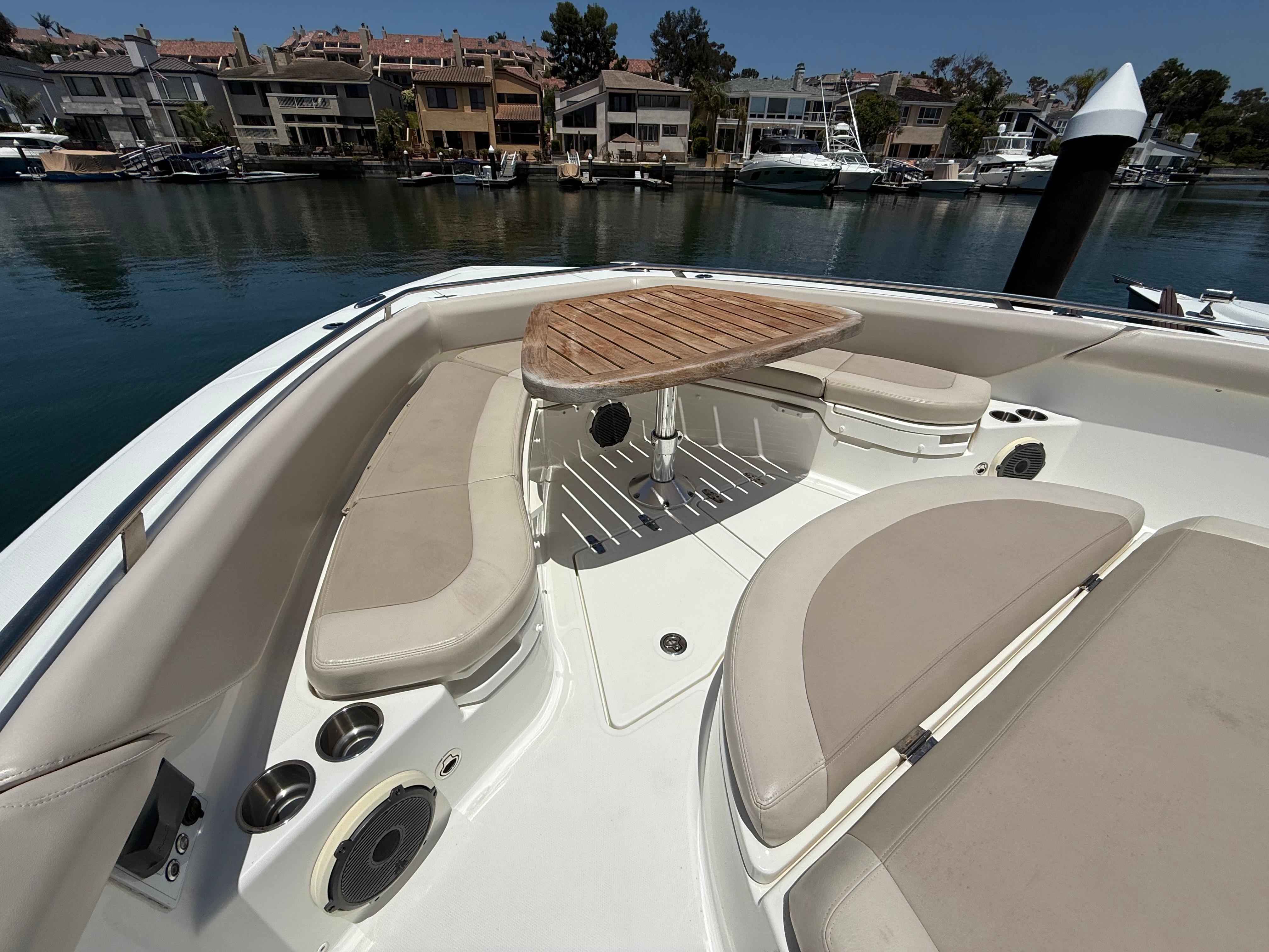 2019 Boston Whaler 420 Outrage #TBRL0118LLC inventory image at Sun Country Marine Group, Newport Beach 2019 Boston Whaler 420 Outrage #TBRL0118LLC inventory image at Sun Country Marine Group, Newport Beach