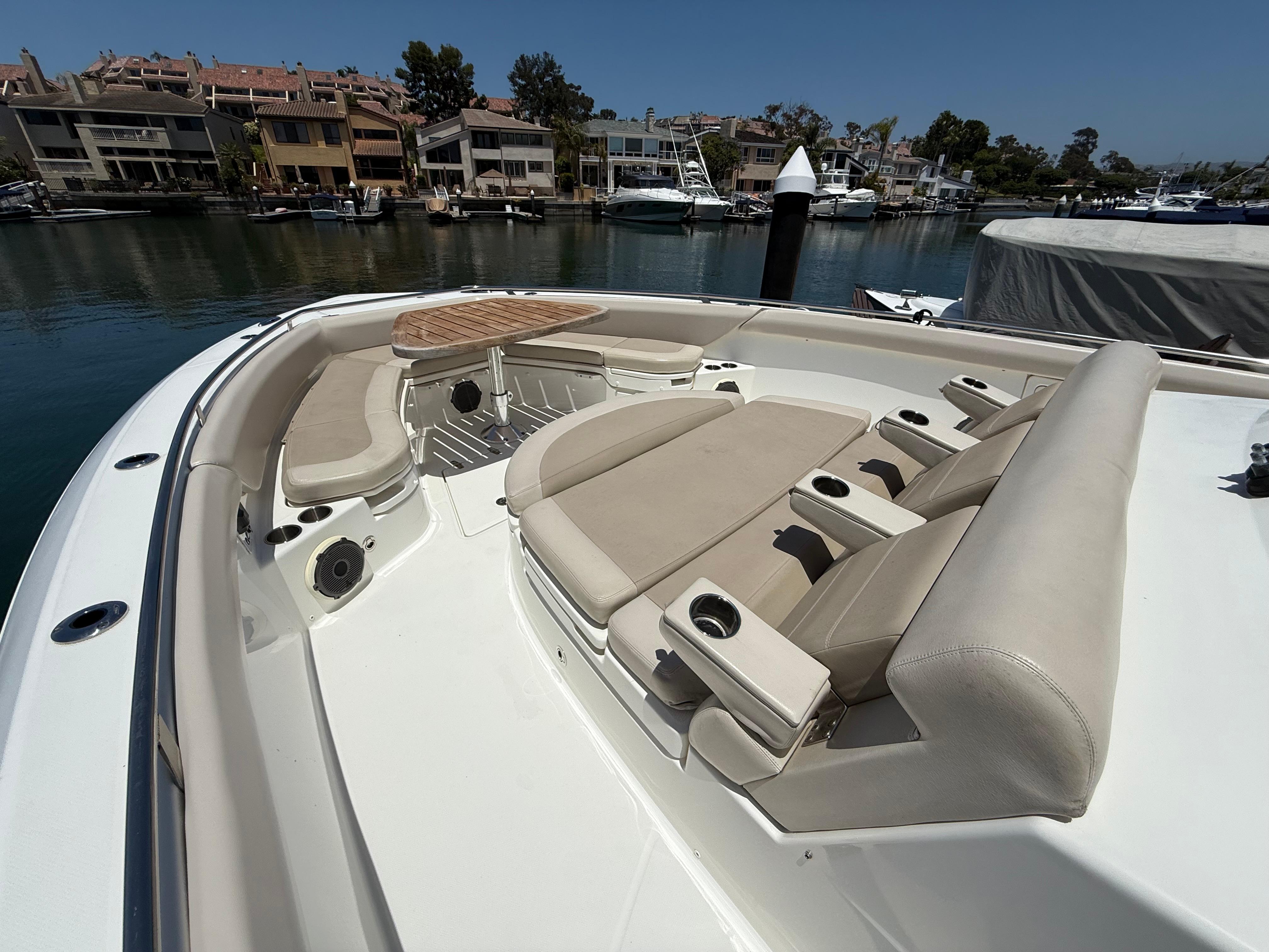 2019 Boston Whaler 420 Outrage #TBRL0118LLC inventory image at Sun Country Marine Group, Newport Beach 2019 Boston Whaler 420 Outrage #TBRL0118LLC inventory image at Sun Country Marine Group, Newport Beach