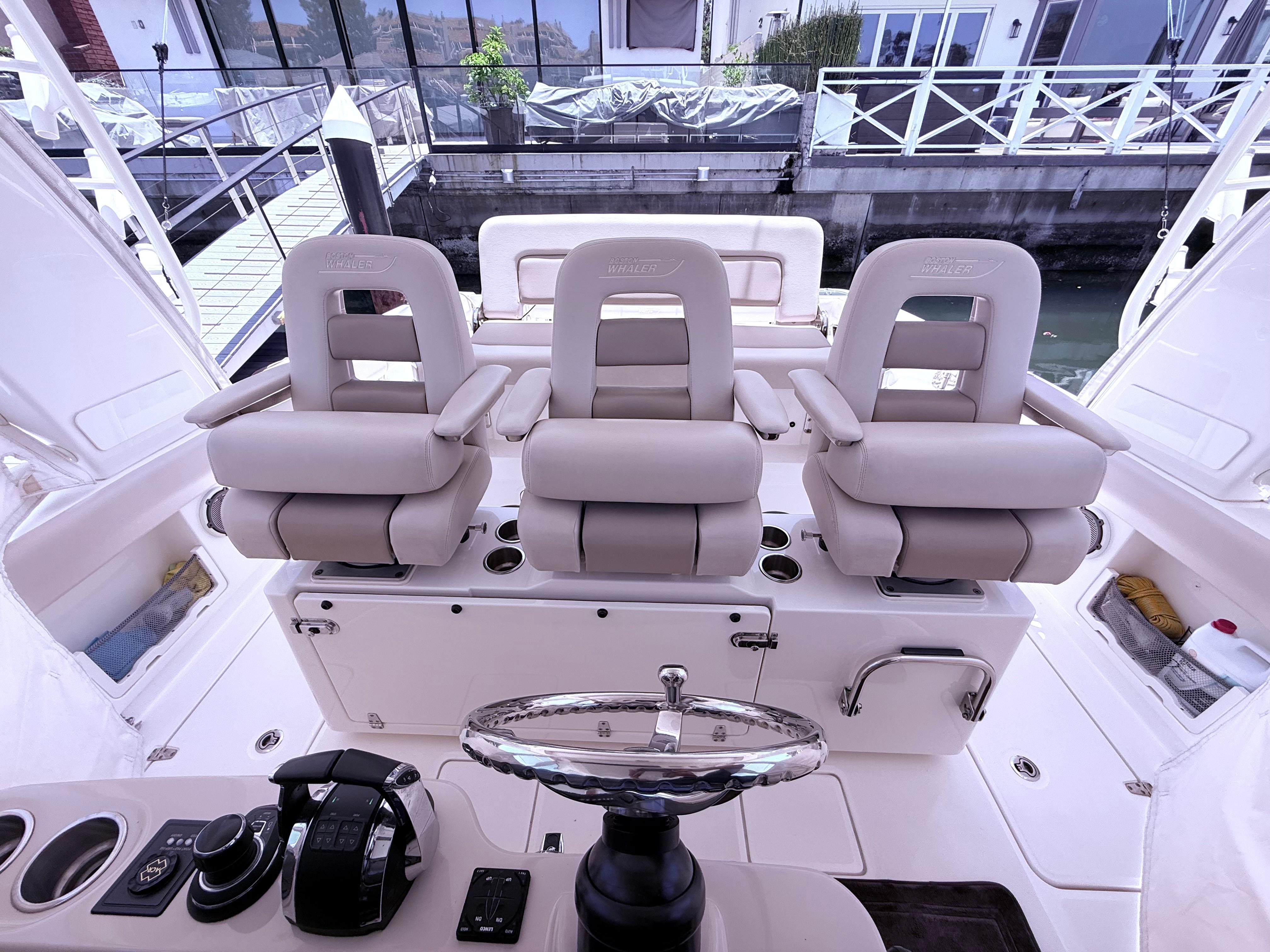 2019 Boston Whaler 420 Outrage #TBRL0118LLC inventory image at Sun Country Marine Group, Newport Beach 2019 Boston Whaler 420 Outrage #TBRL0118LLC inventory image at Sun Country Marine Group, Newport Beach
