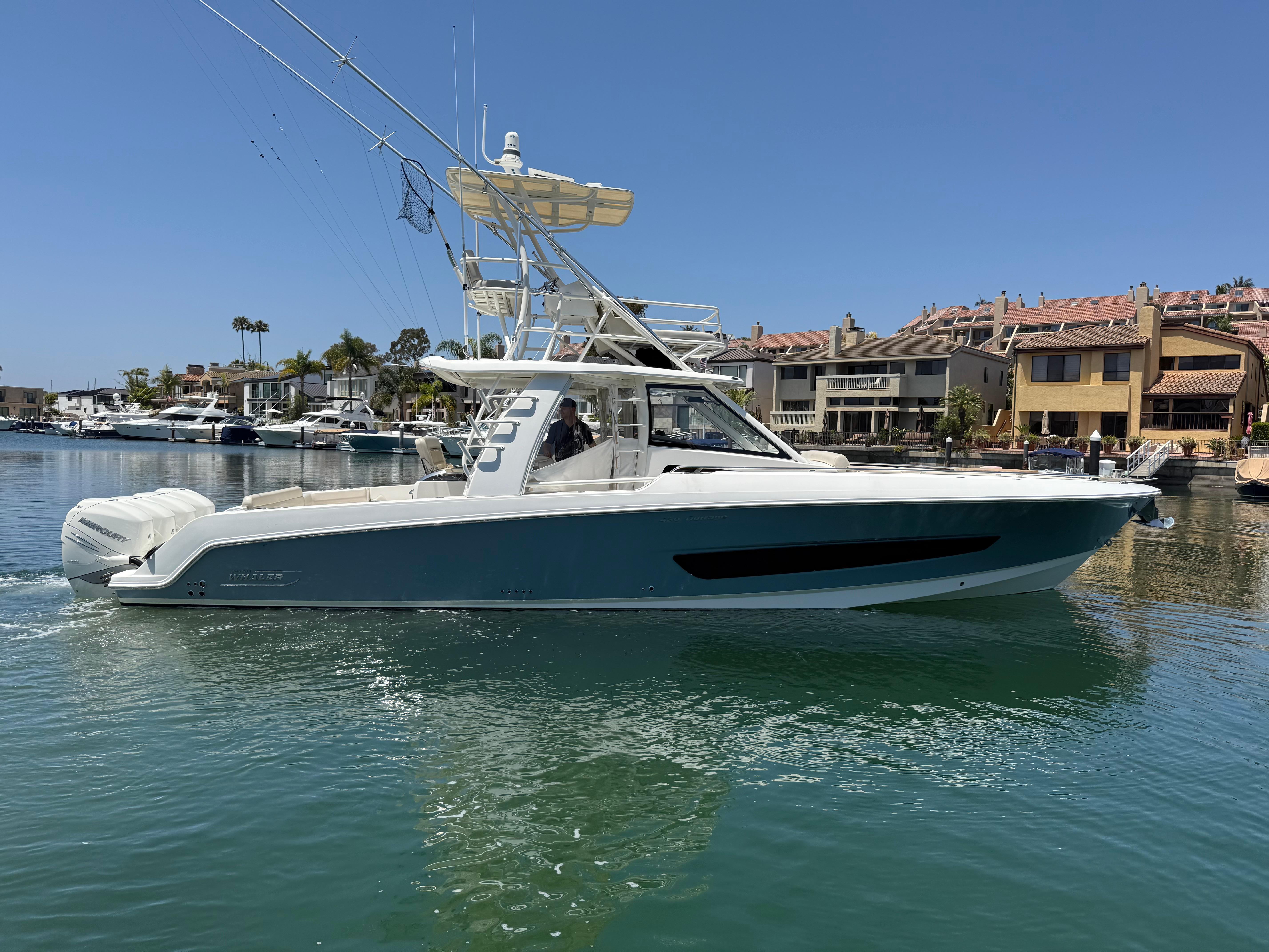 2019 Boston Whaler 420 Outrage #TBRL0118LLC inventory image at Sun Country Marine Group, Newport Beach 2019 Boston Whaler 420 Outrage #TBRL0118LLC inventory image at Sun Country Marine Group, Newport Beach