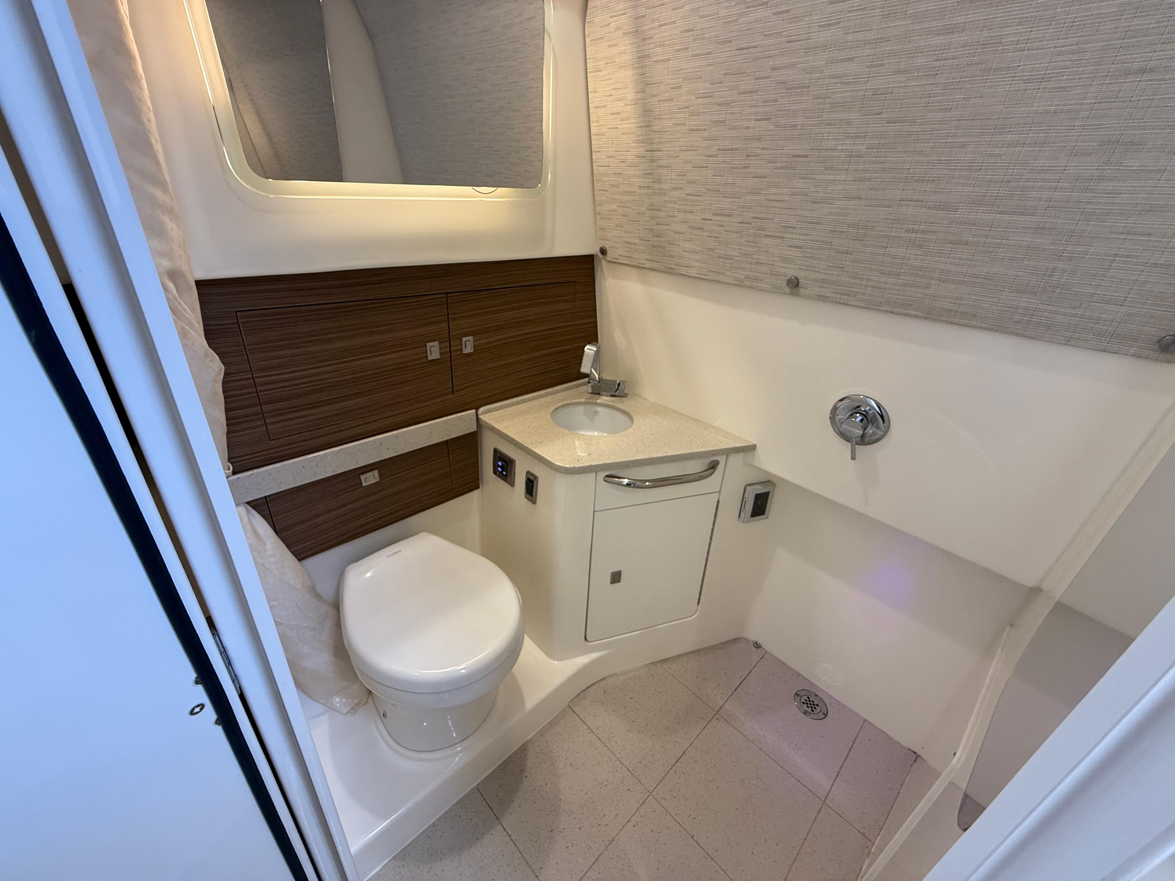 2019 Boston Whaler 420 Outrage #TBRL0118LLC inventory image at Sun Country Marine Group, Newport Beach 2019 Boston Whaler 420 Outrage #TBRL0118LLC inventory image at Sun Country Marine Group, Newport Beach