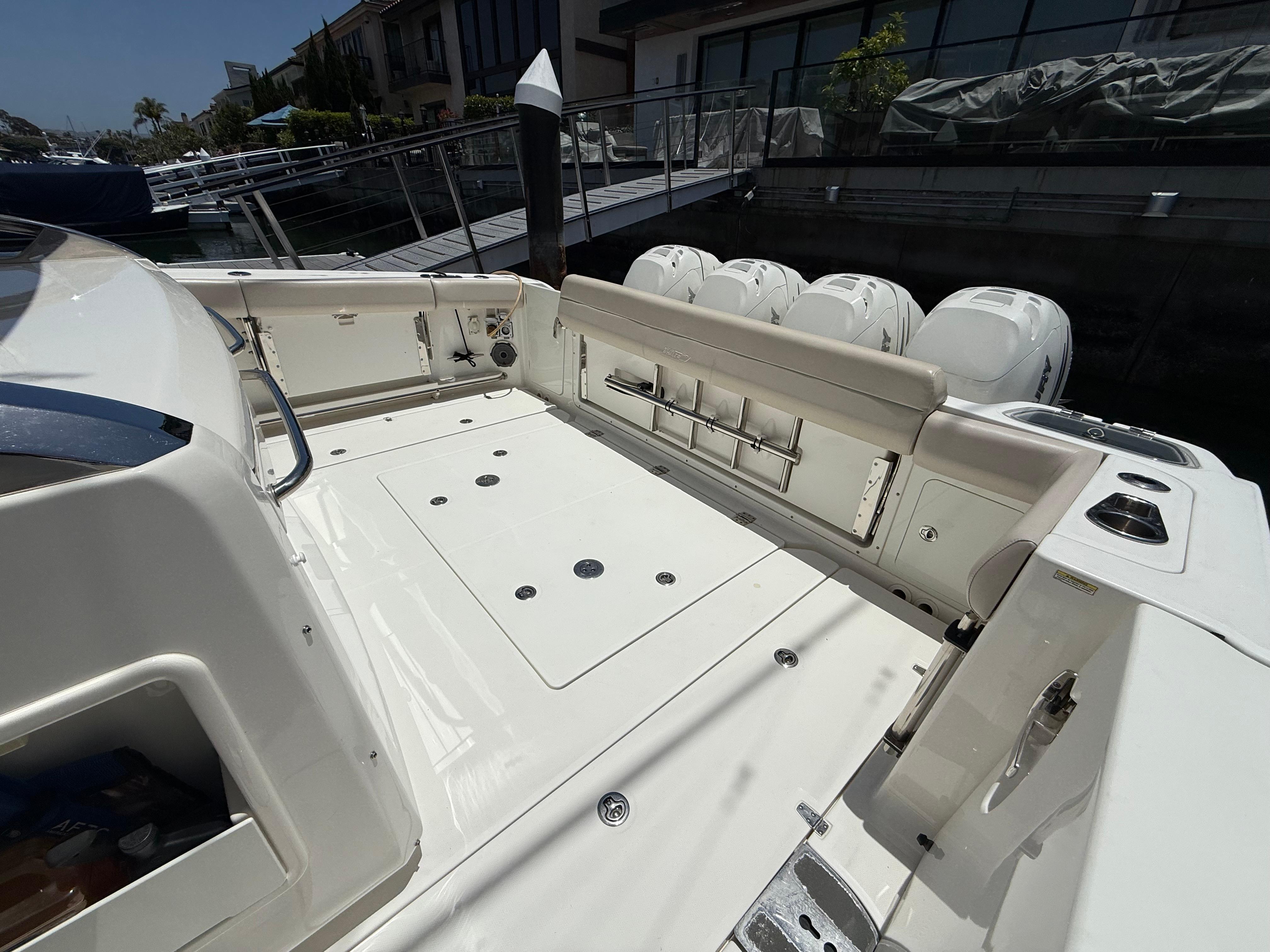 2019 Boston Whaler 420 Outrage #TBRL0118LLC inventory image at Sun Country Marine Group, Newport Beach 2019 Boston Whaler 420 Outrage #TBRL0118LLC inventory image at Sun Country Marine Group, Newport Beach