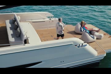 Maritimo S75 video