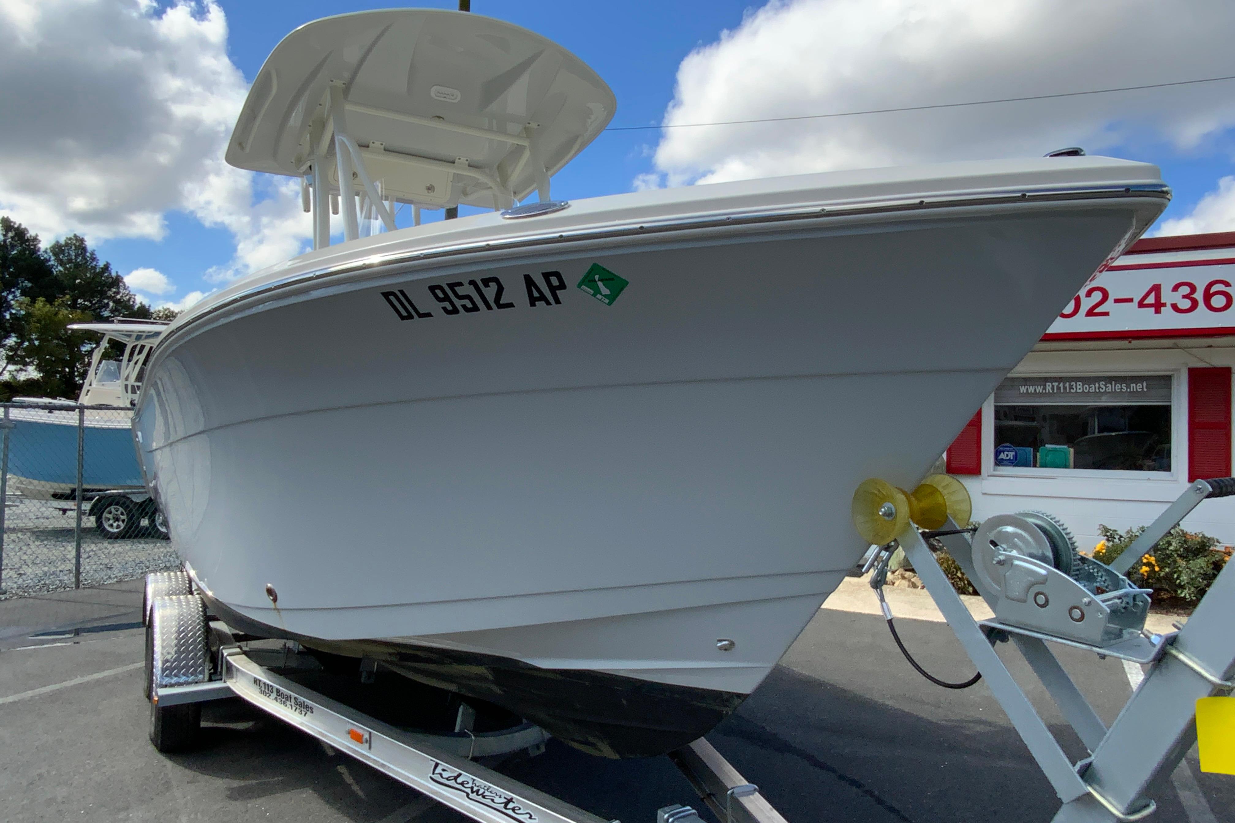 2025 Cobia 220 Center Console-3