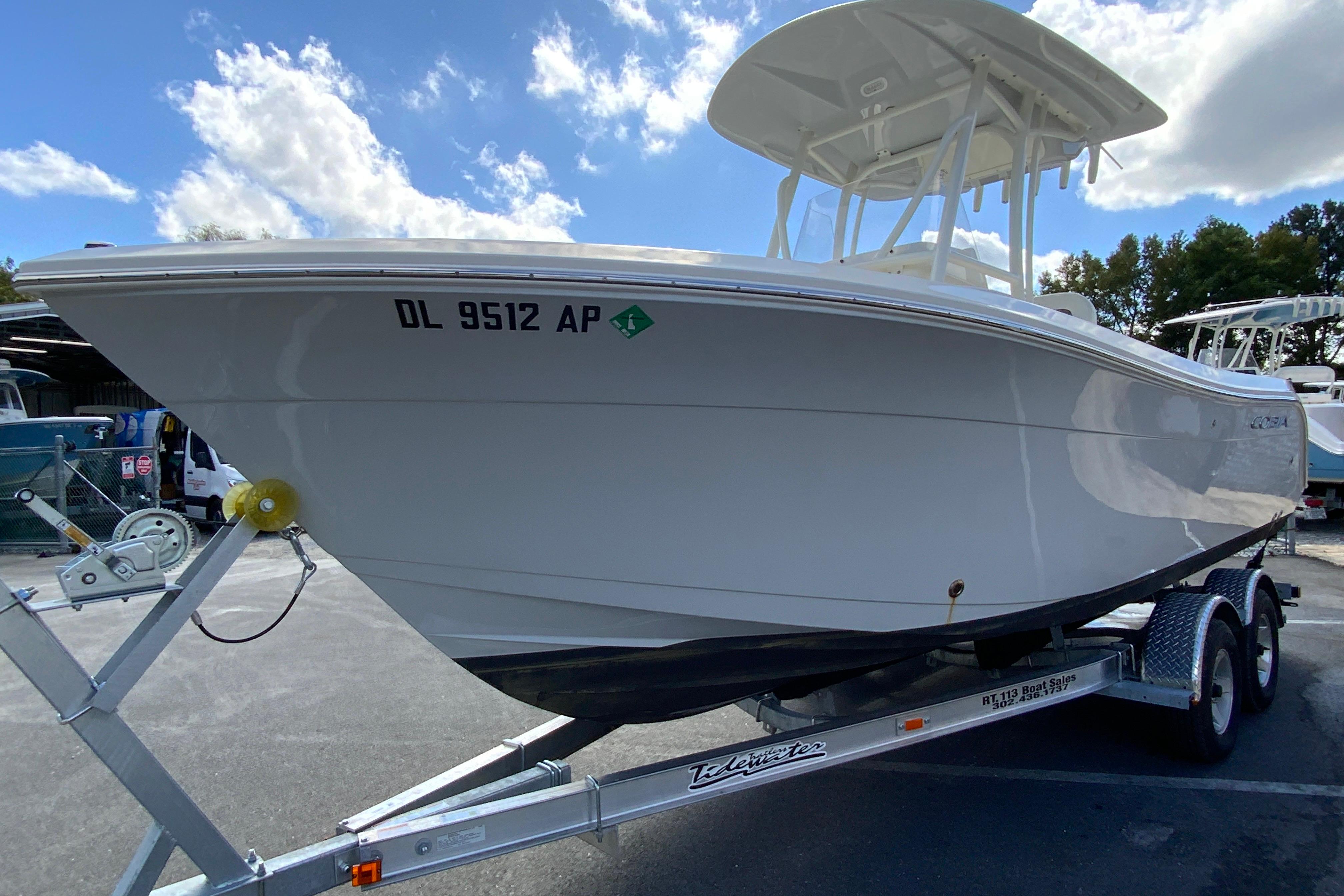 2025 Cobia 220 Center Console-6