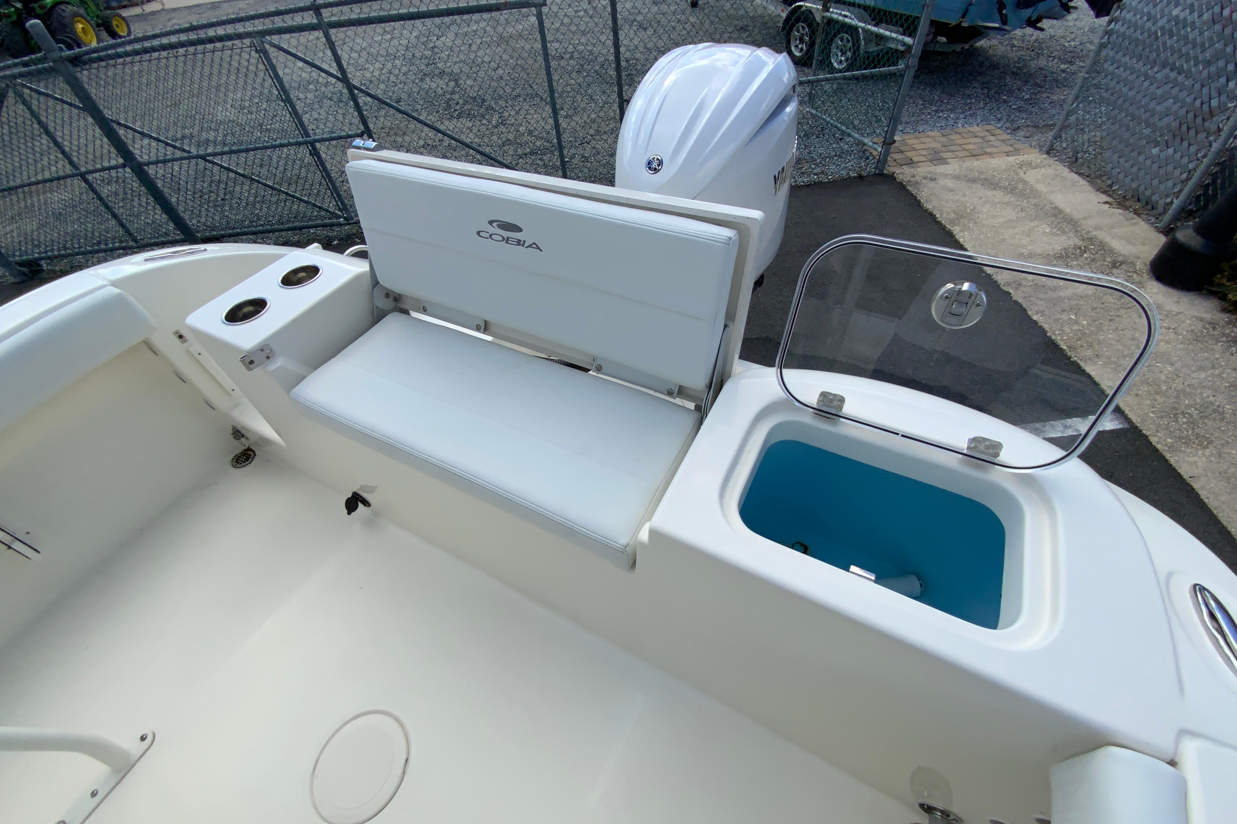 2025 Cobia 220 Center Console-19