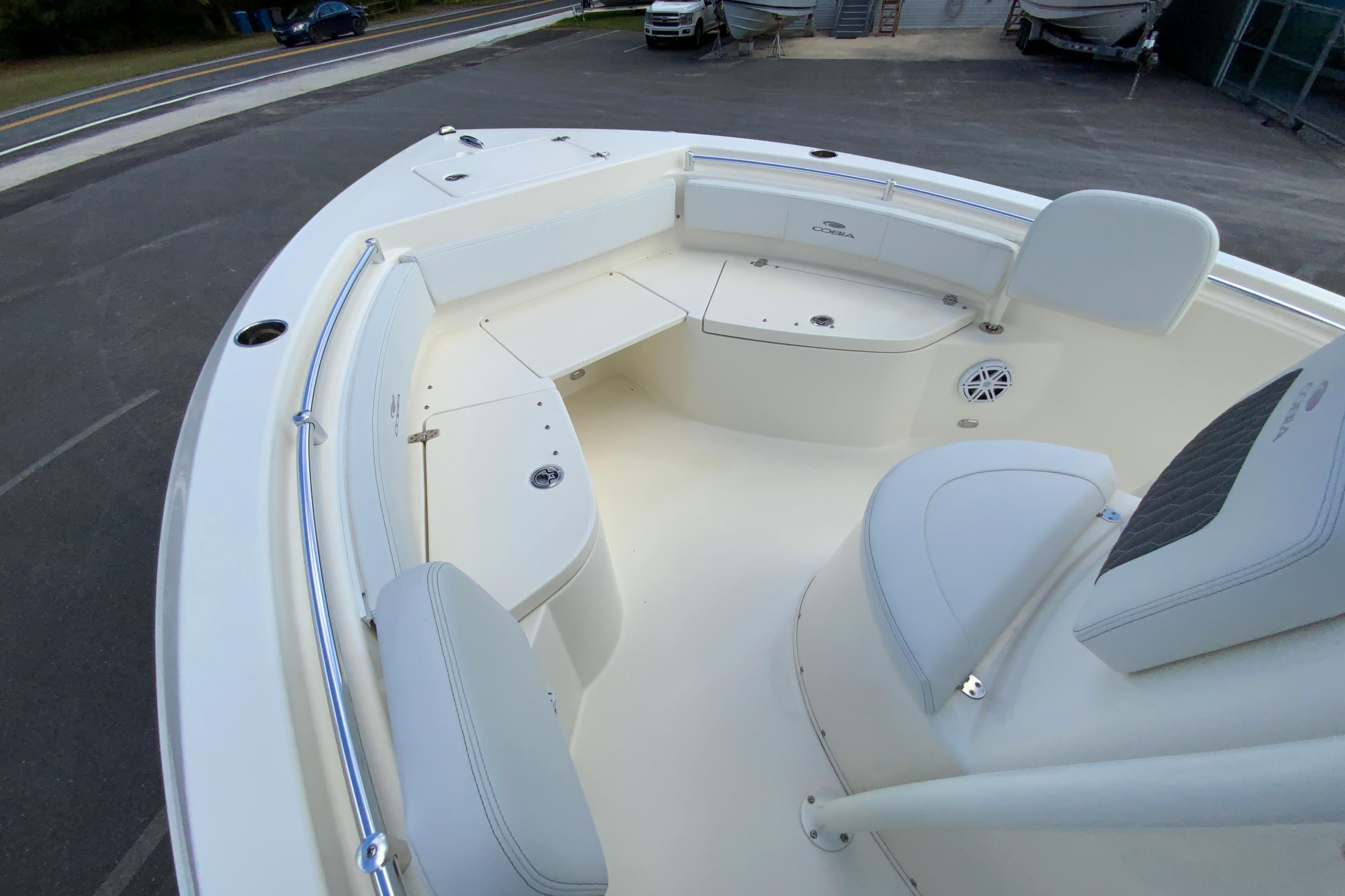 2025 Cobia 220 Center Console-22