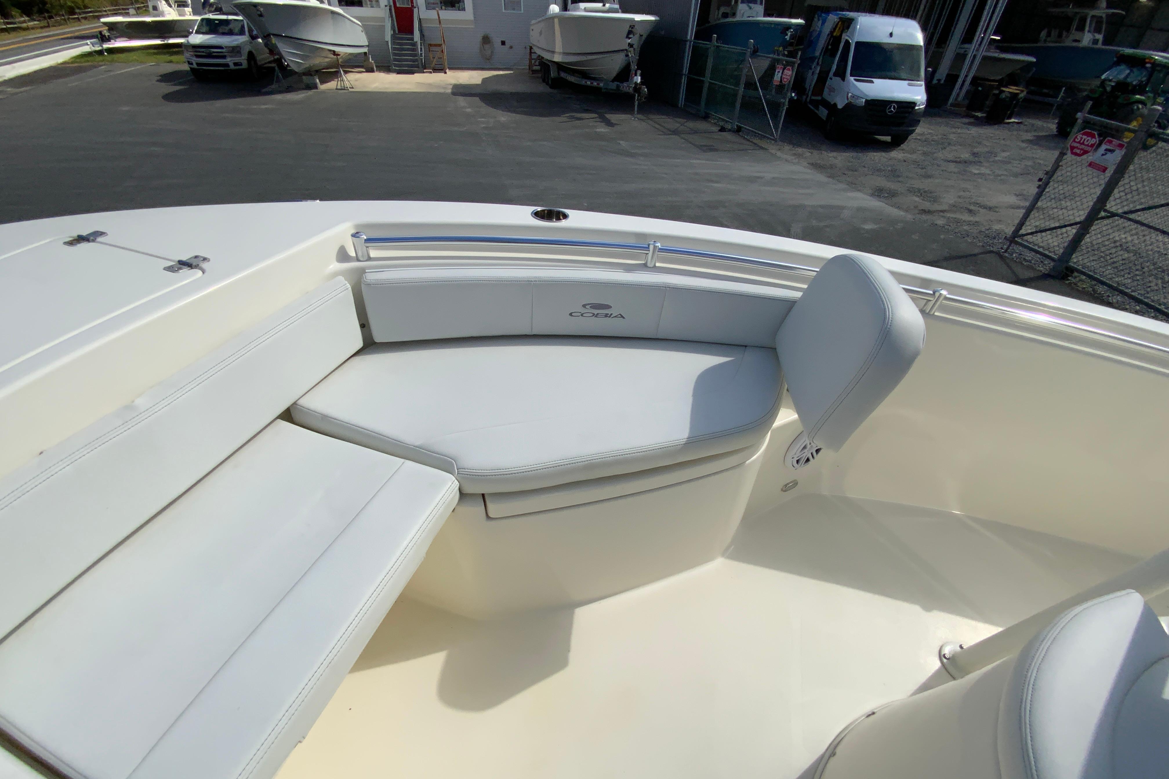 2025 Cobia 220 Center Console-25