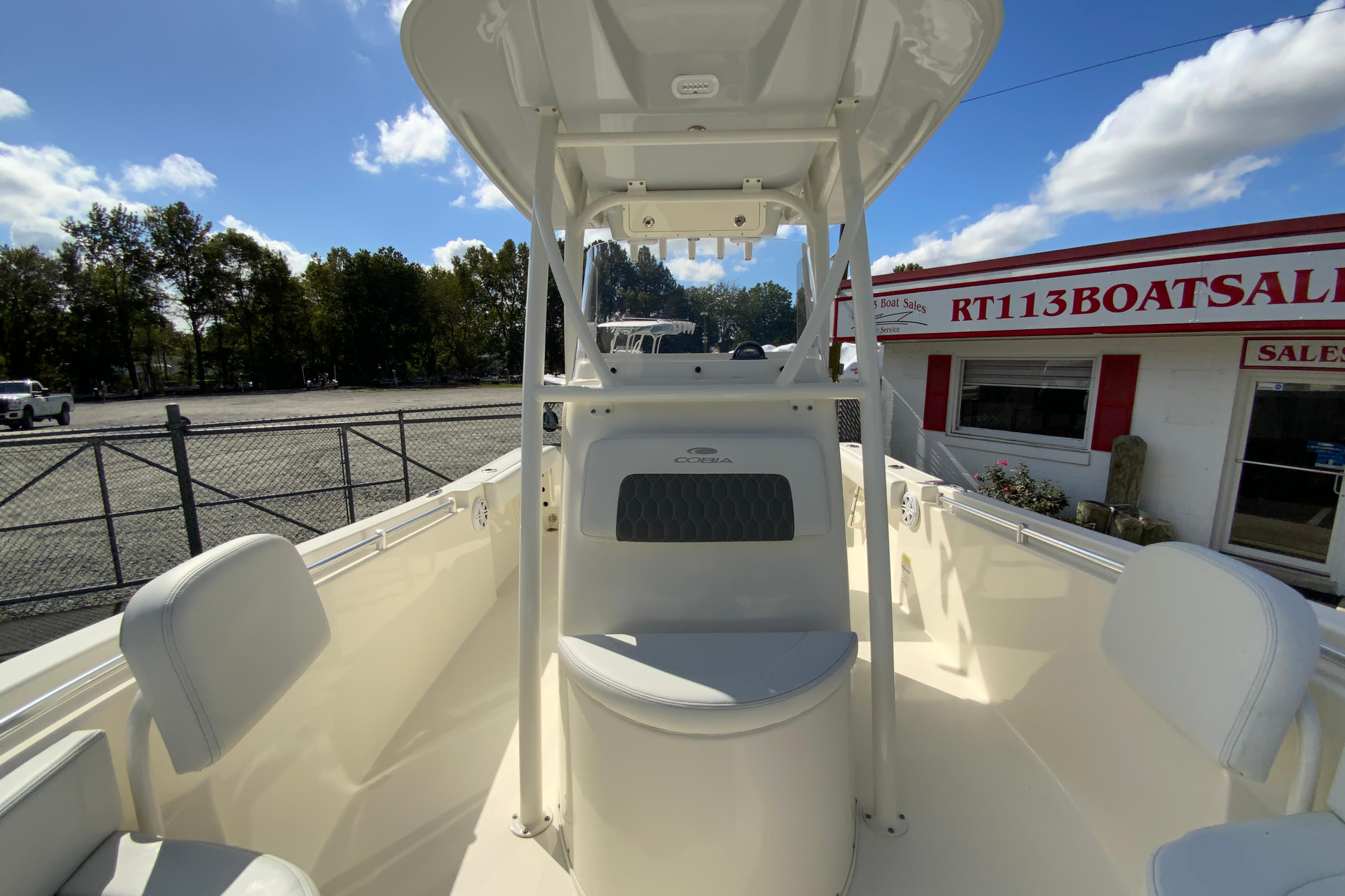 2025 Cobia 220 Center Console-29