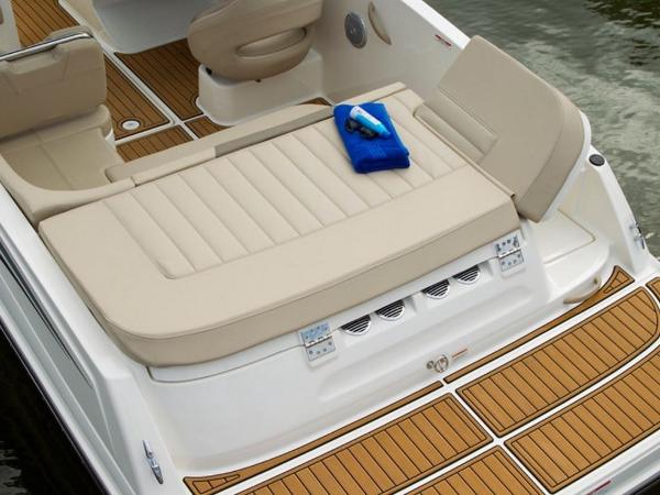 2022 Bayliner boat for sale, model of the boat is VR5 Bowrider & Image # 24 of 51