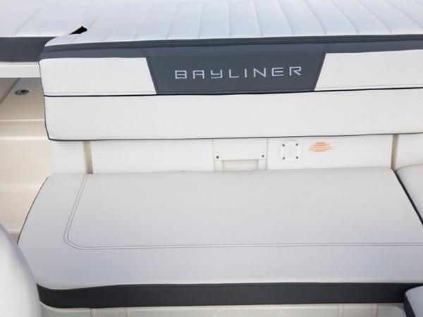 2022 Bayliner boat for sale, model of the boat is VR5 Bowrider & Image # 27 of 51