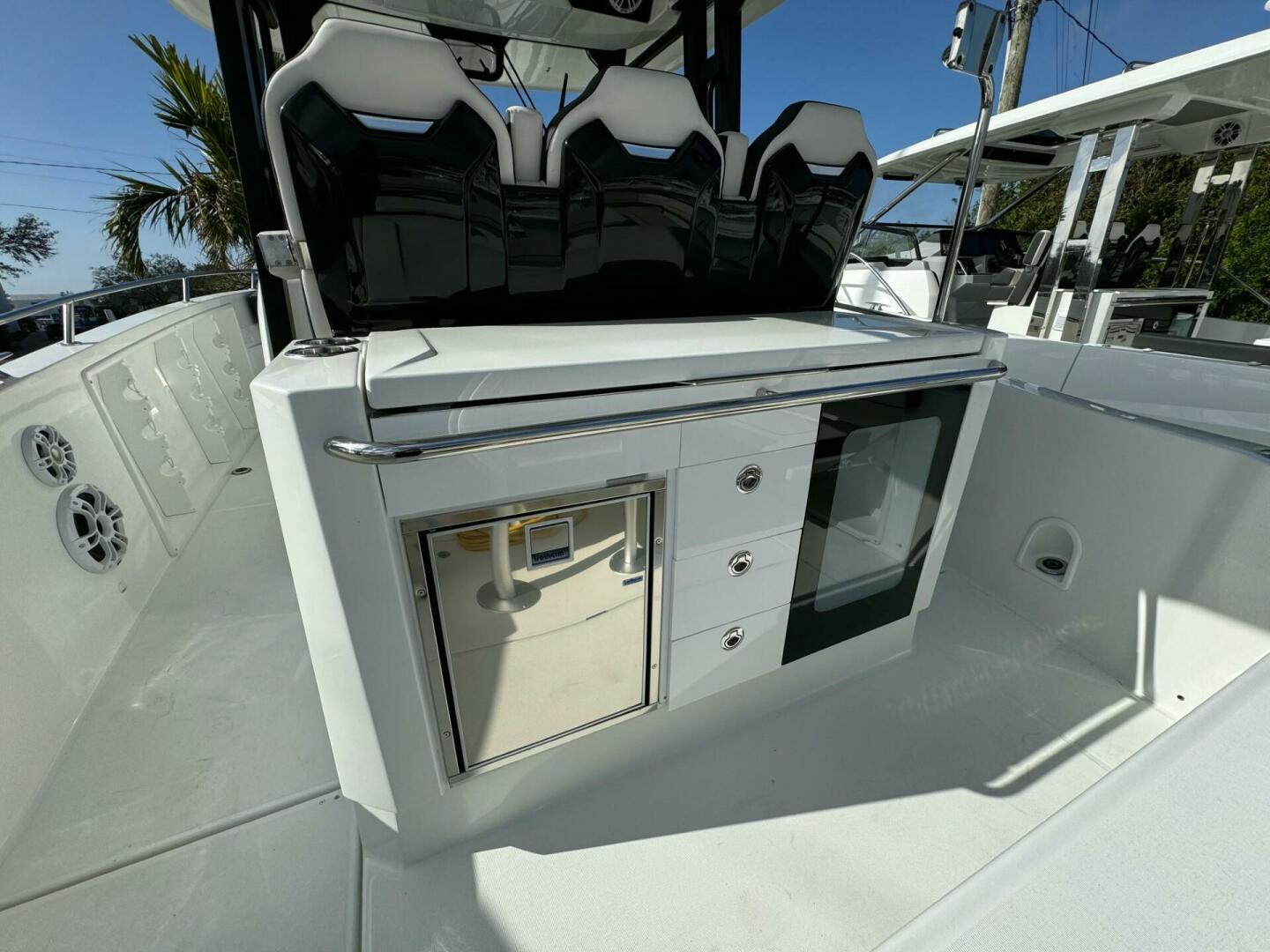 2024 Jeanneau 10.5 CC-5