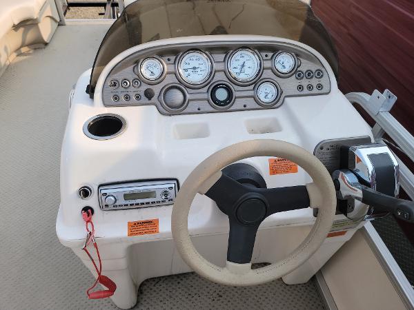 2008 SunChaser boat for sale, model of the boat is 820 & Image # 13 of 15